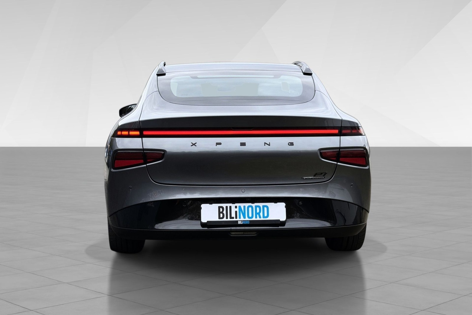 XPENG P7 Performance, 473ps, 2023