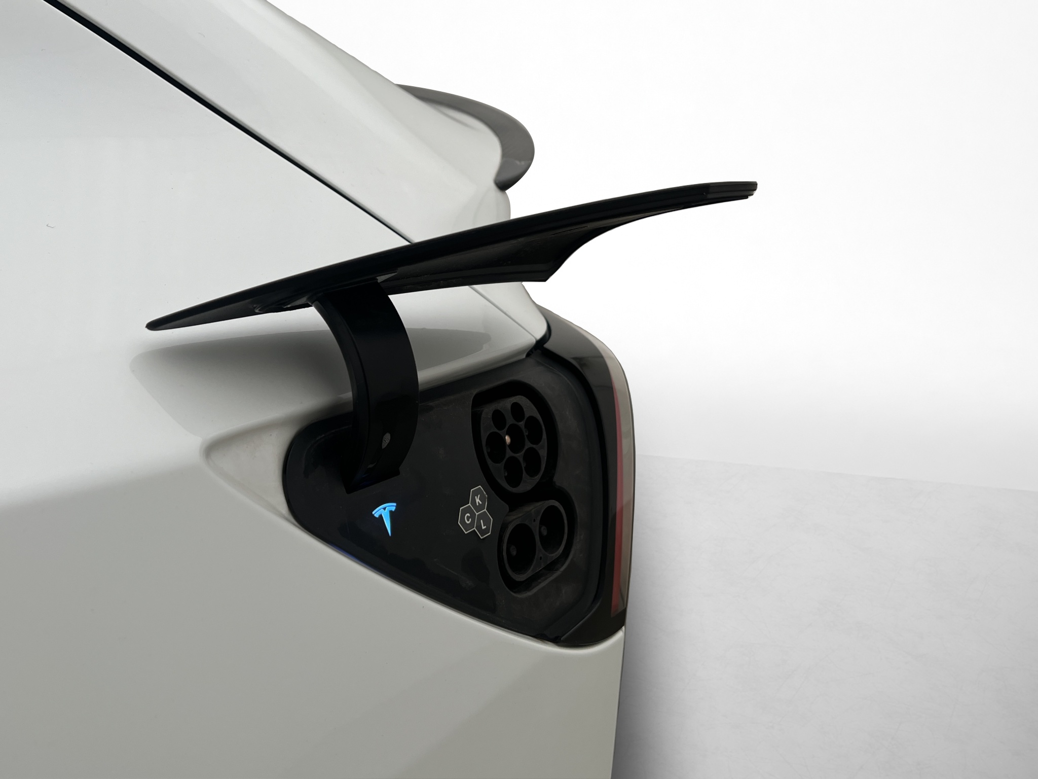Tesla Model Y Performance, 534ps, 2024
