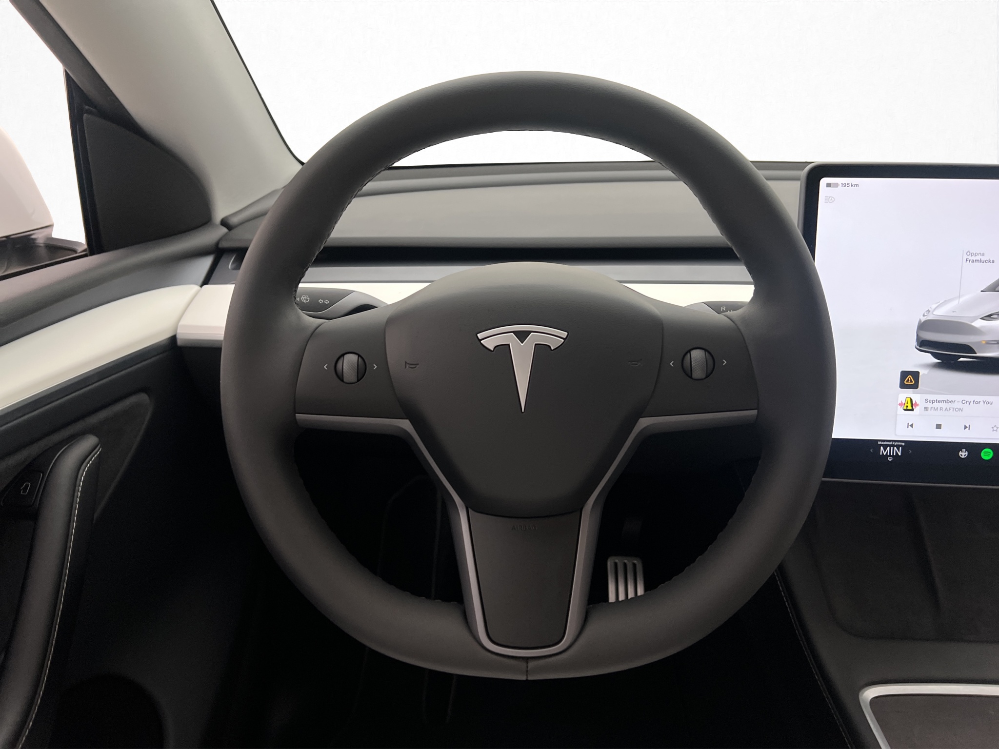 Tesla Model Y Performance, 534ps, 2024