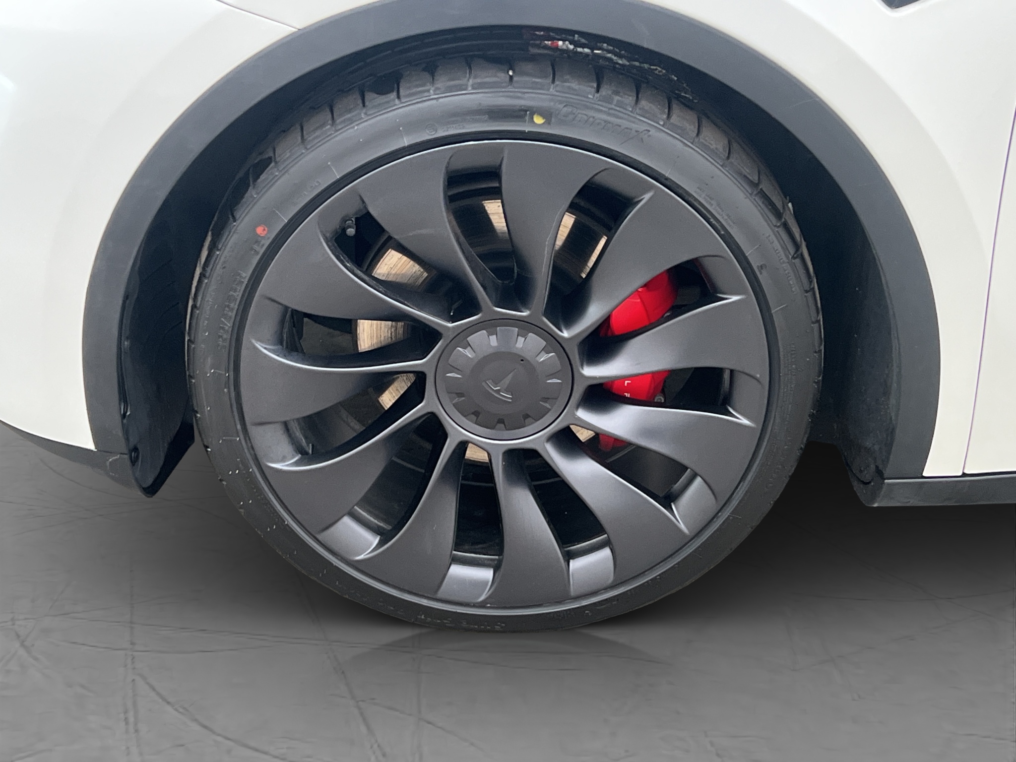 Tesla Model Y Performance, 534ps, 2024