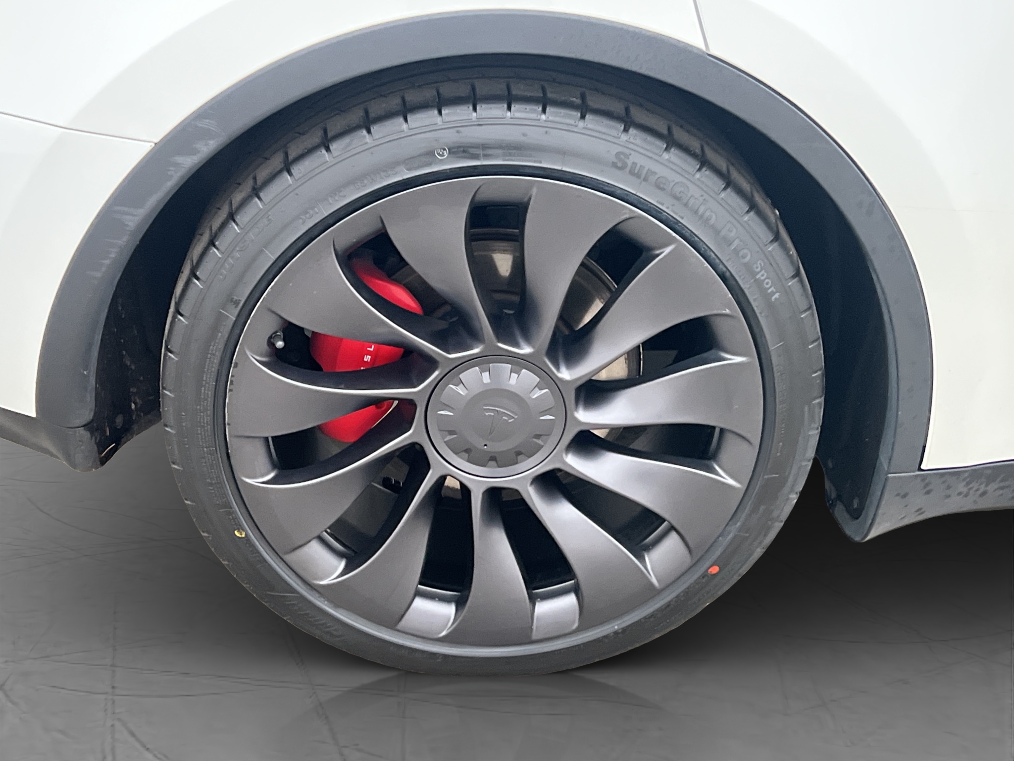 Tesla Model Y Performance, 534ps, 2024