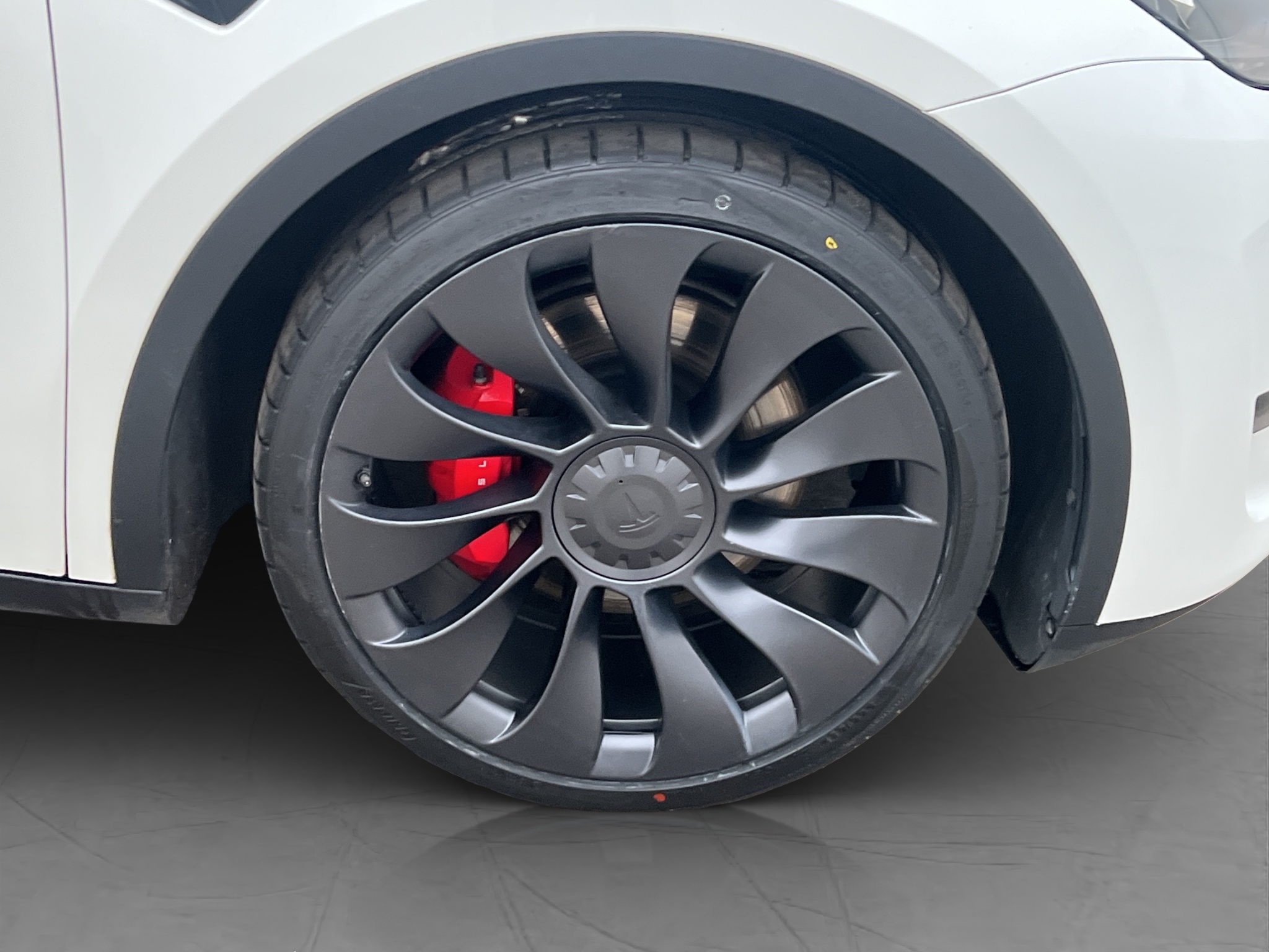 Tesla Model Y Performance, 534ps, 2024