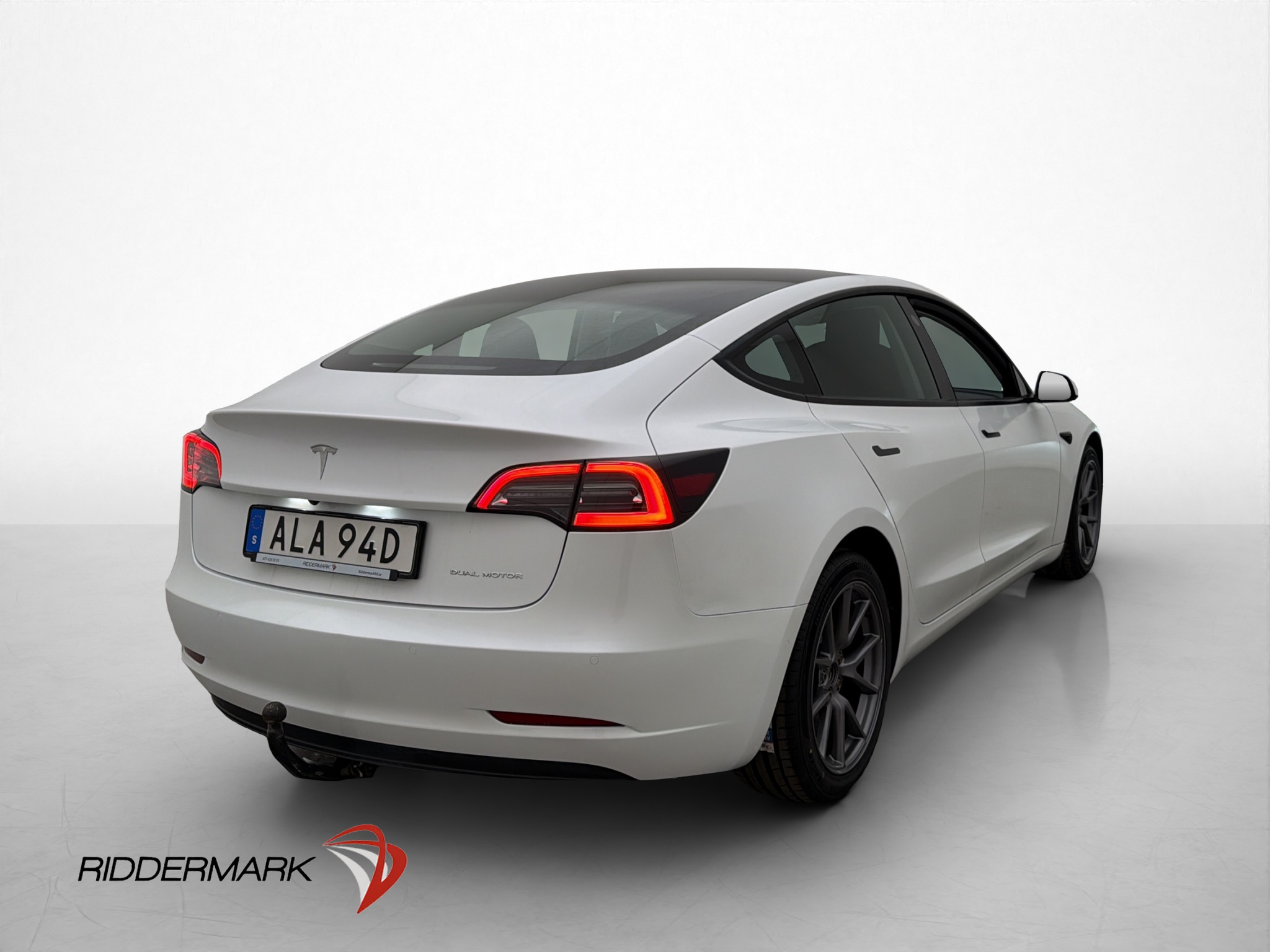 Tesla Model 3 Long Range AWD, 498ps, 2022