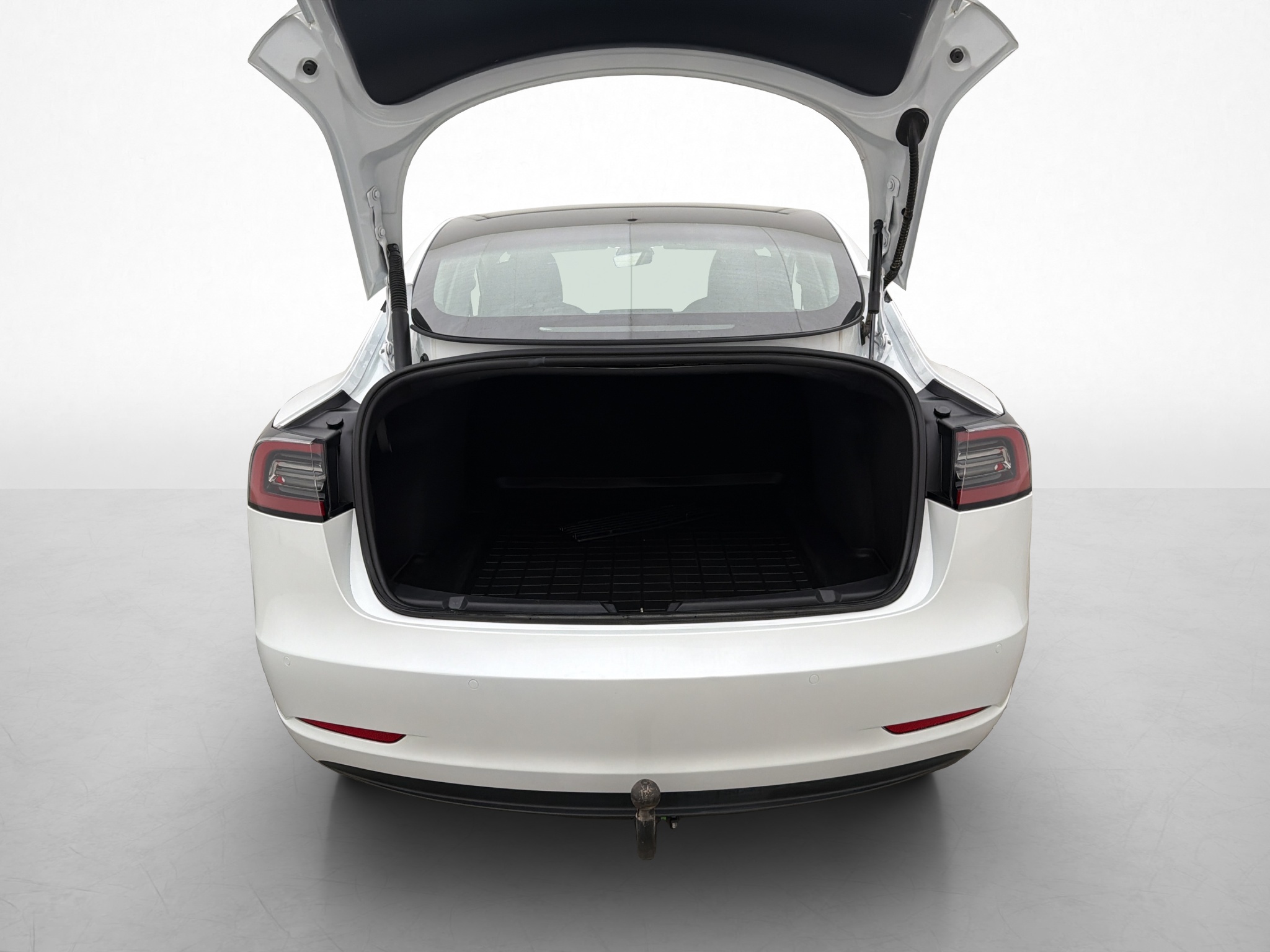 Tesla Model 3 Long Range AWD, 498ps, 2022