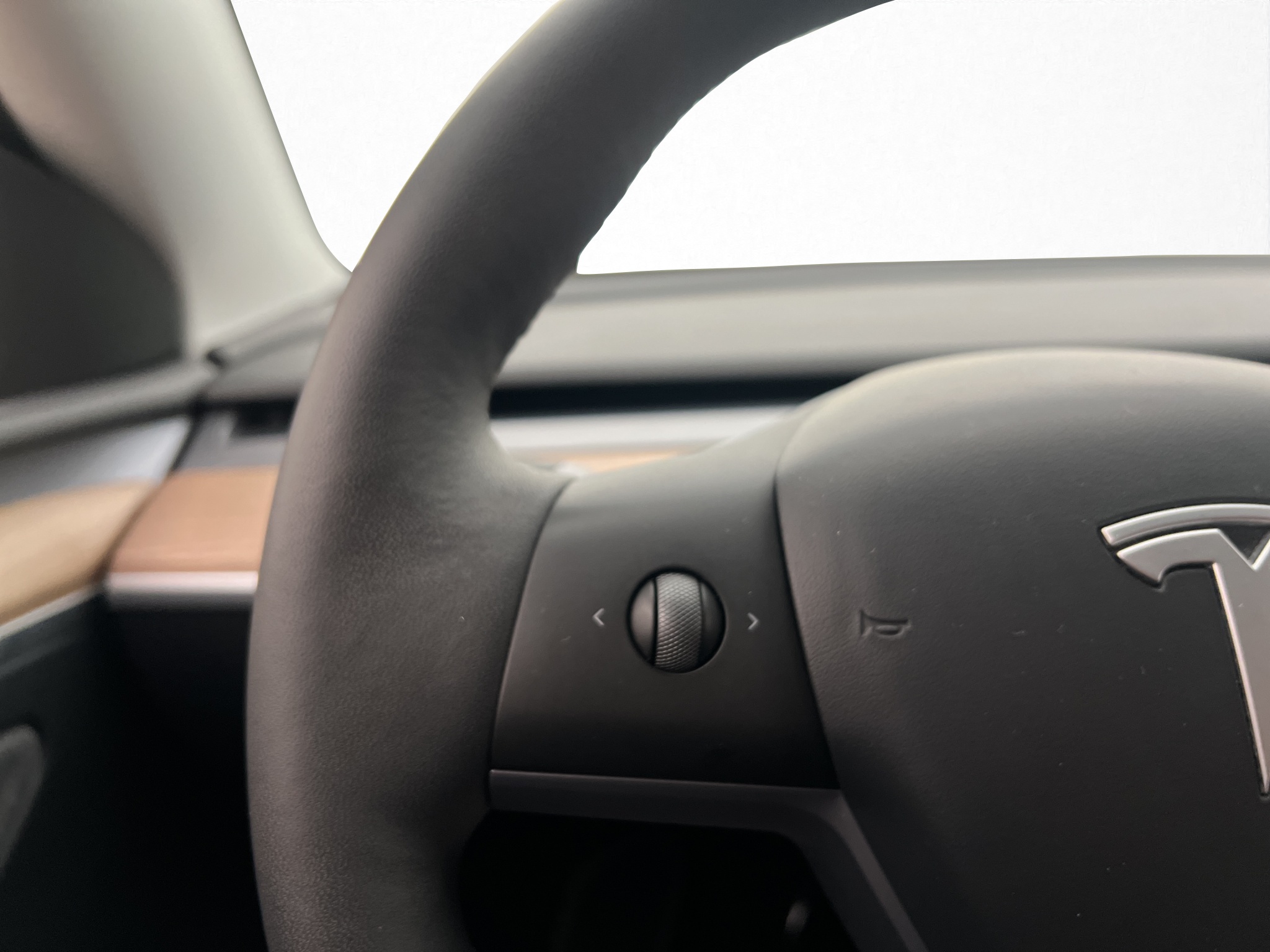 Tesla Model Y Long Range AWD, 514hp, 2023