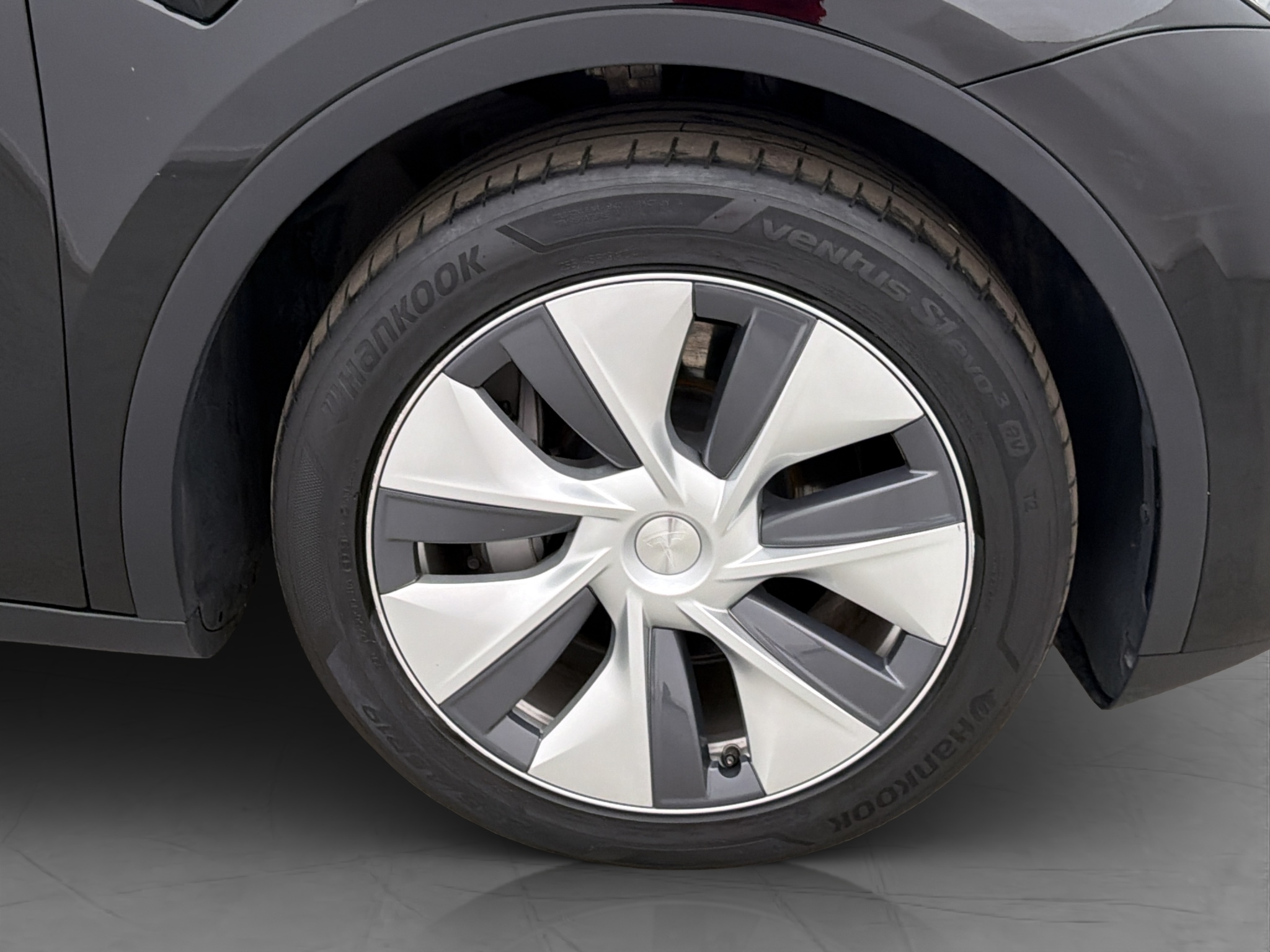 Tesla Model Y Long Range AWD, 514hk, 2024