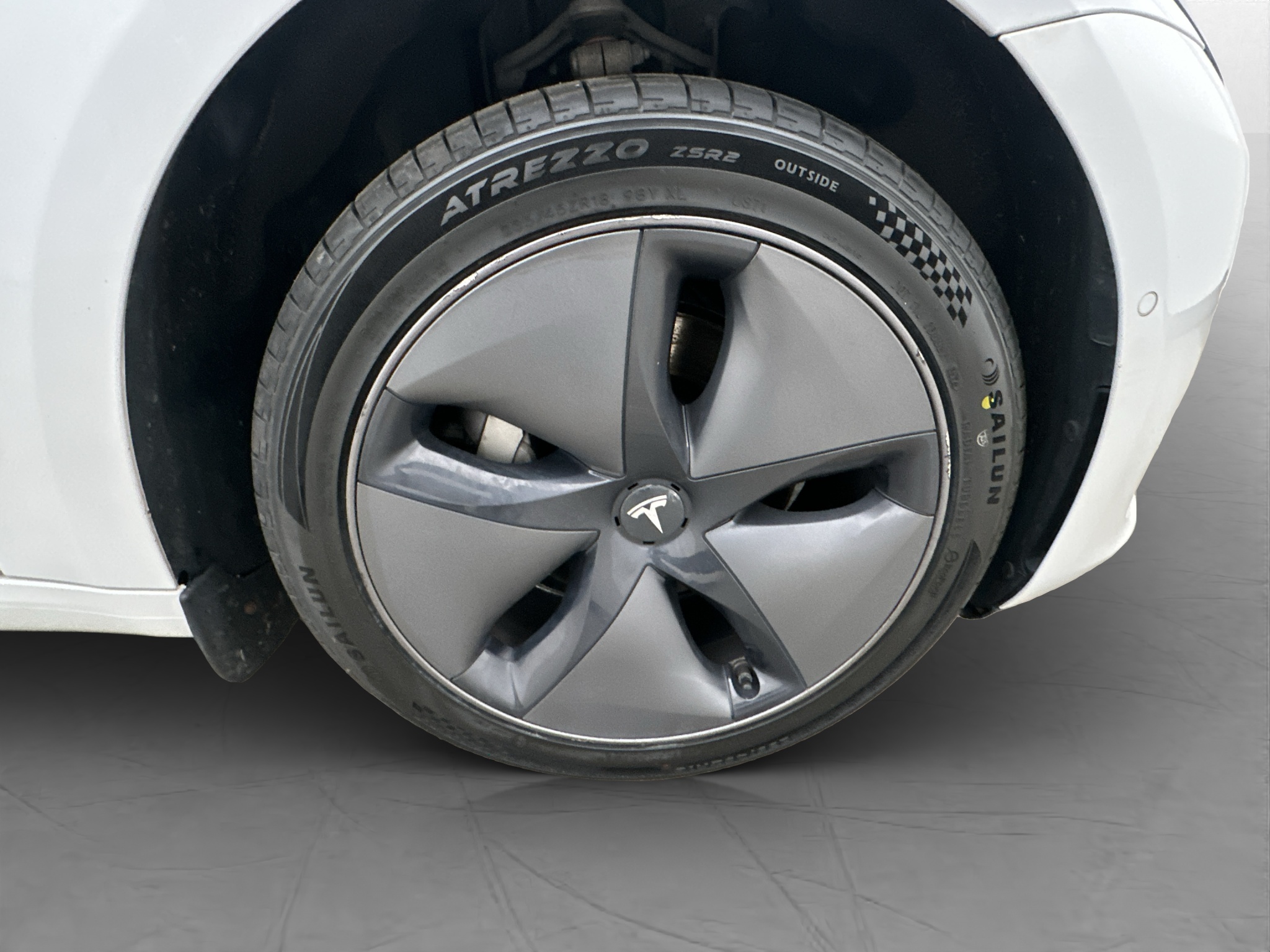Tesla Model 3 Standard Range Plus, 325hp, 2020