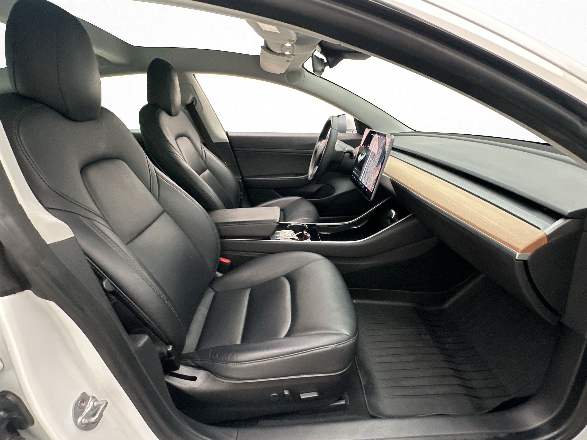Tesla Model 3 Standard Range Plus, 325hp, 2020