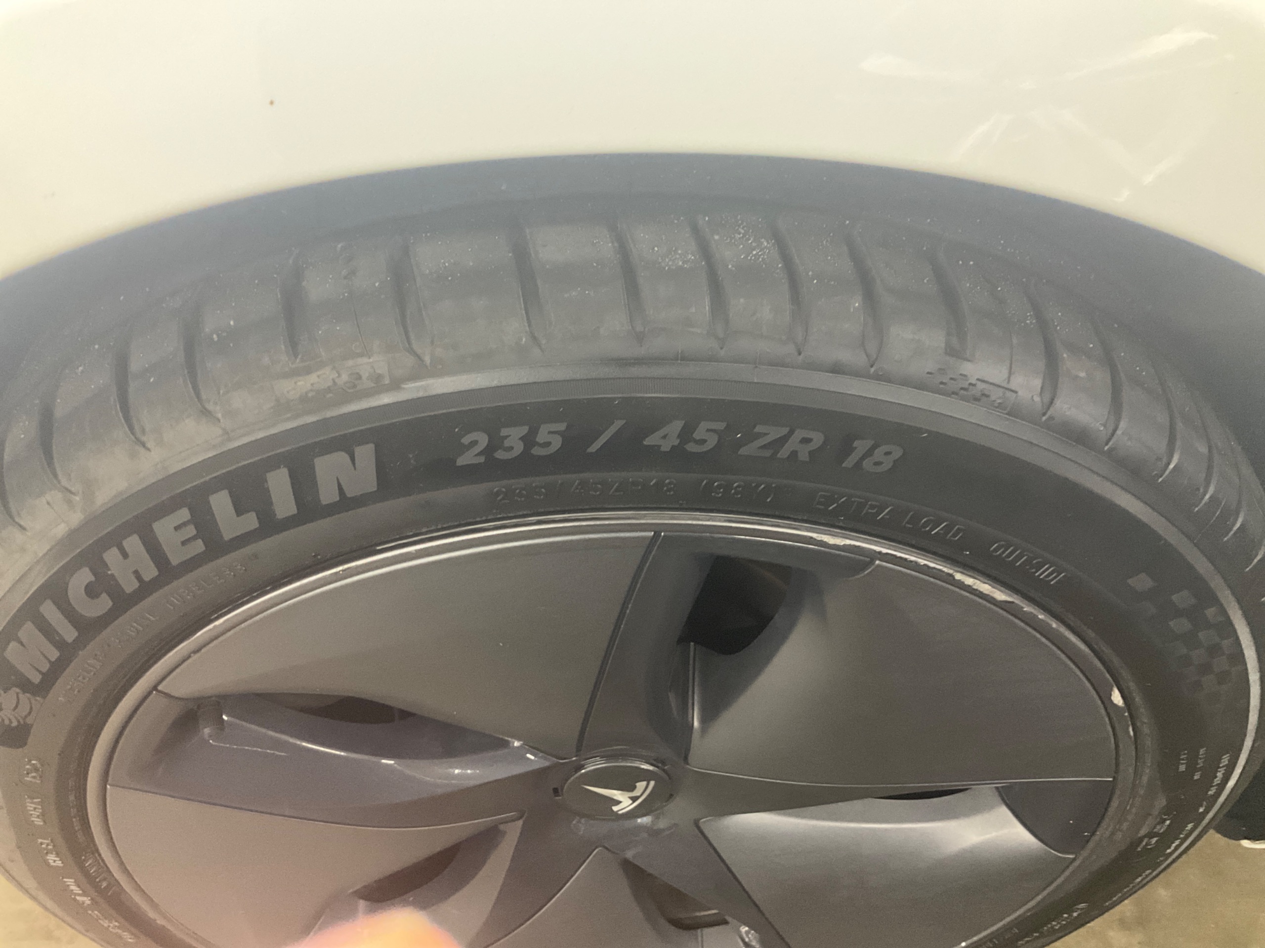 Tesla Model 3 Standard Range Plus, 325hp, 2020