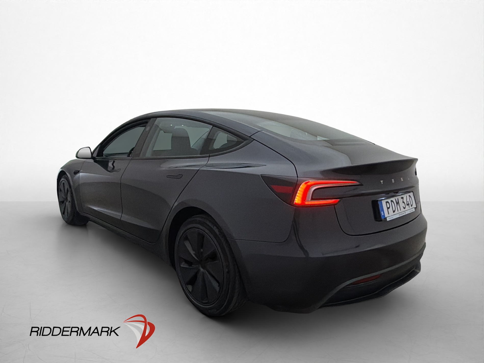 Tesla Model 3 Long Range AWD, 498ps, 2024