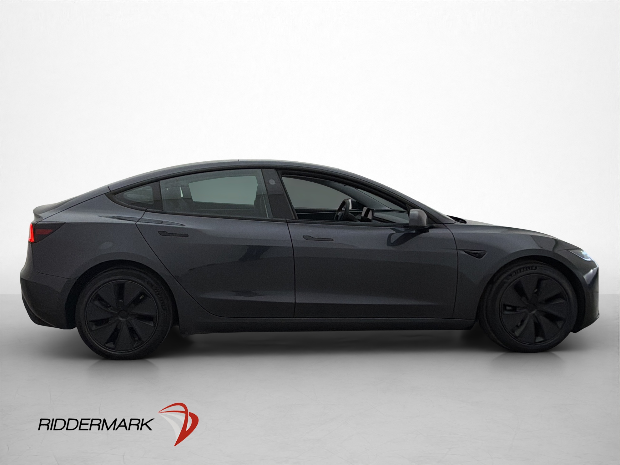 Tesla Model 3 Long Range AWD, 498ps, 2024