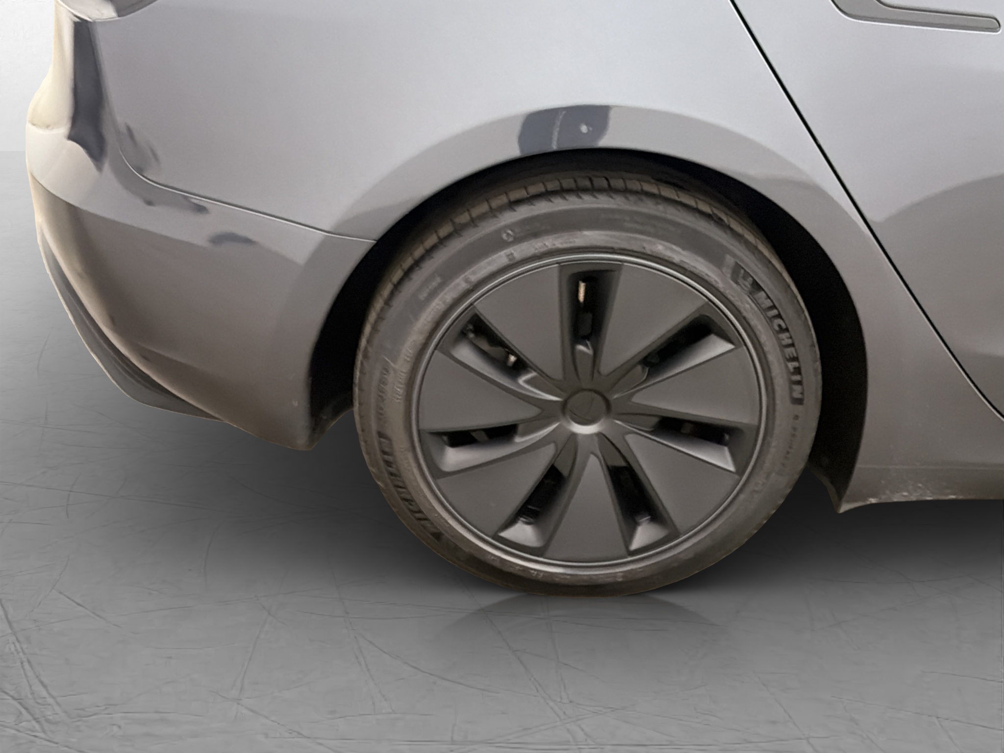 Tesla Model 3 Long Range AWD, 498ps, 2024