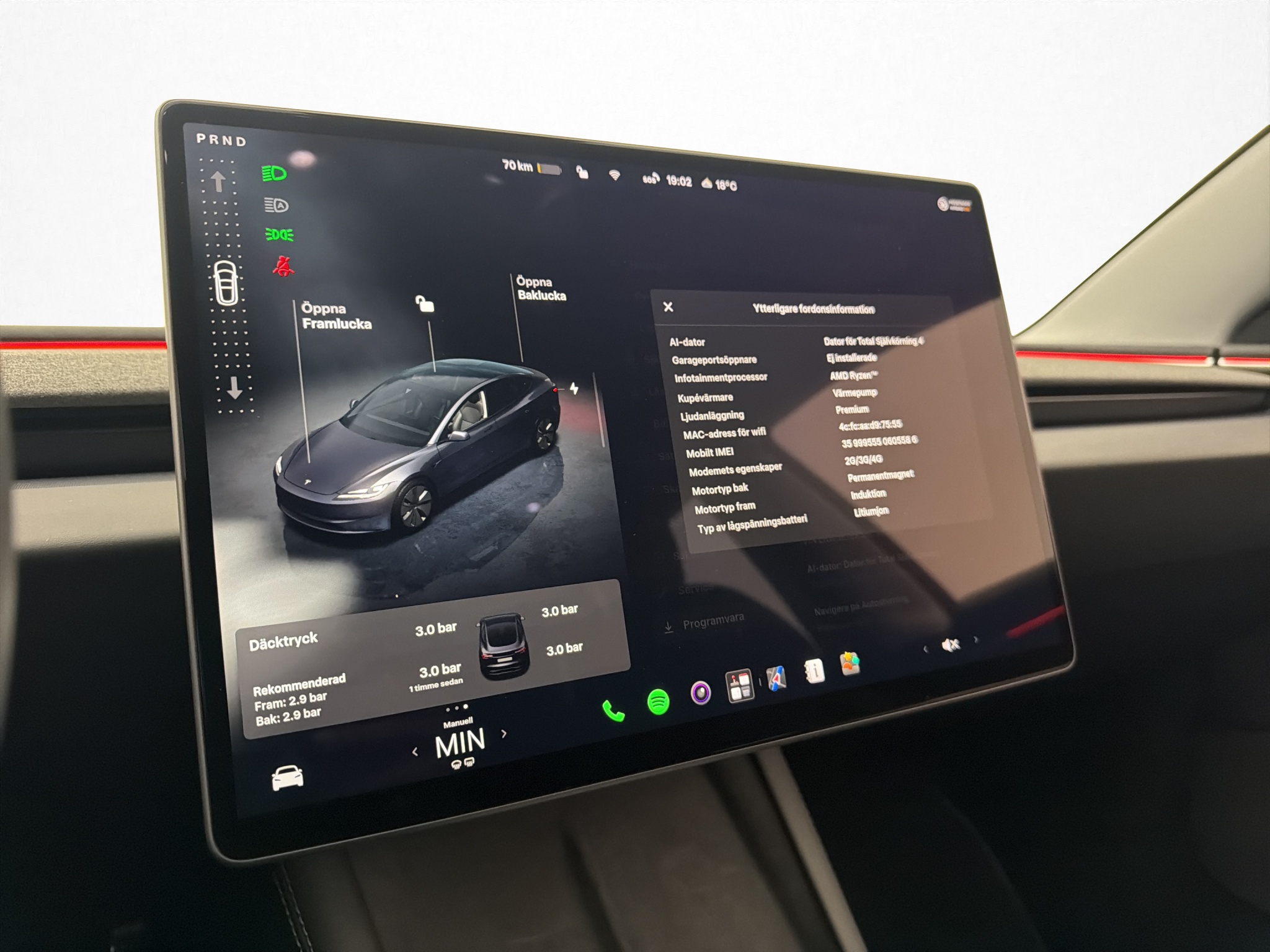 Tesla Model 3 Long Range AWD, 498ps, 2024