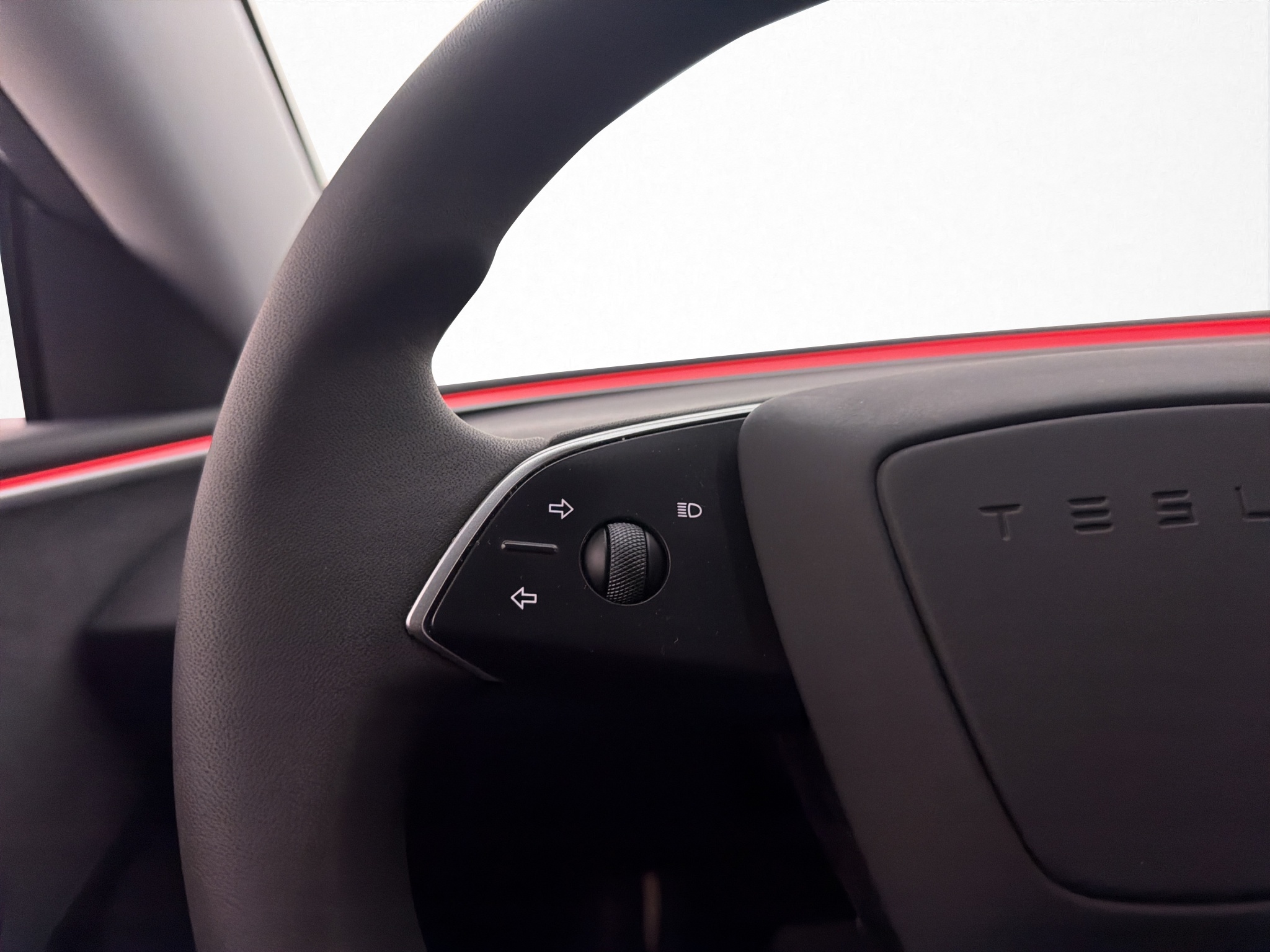 Tesla Model 3 Long Range AWD, 498ps, 2024