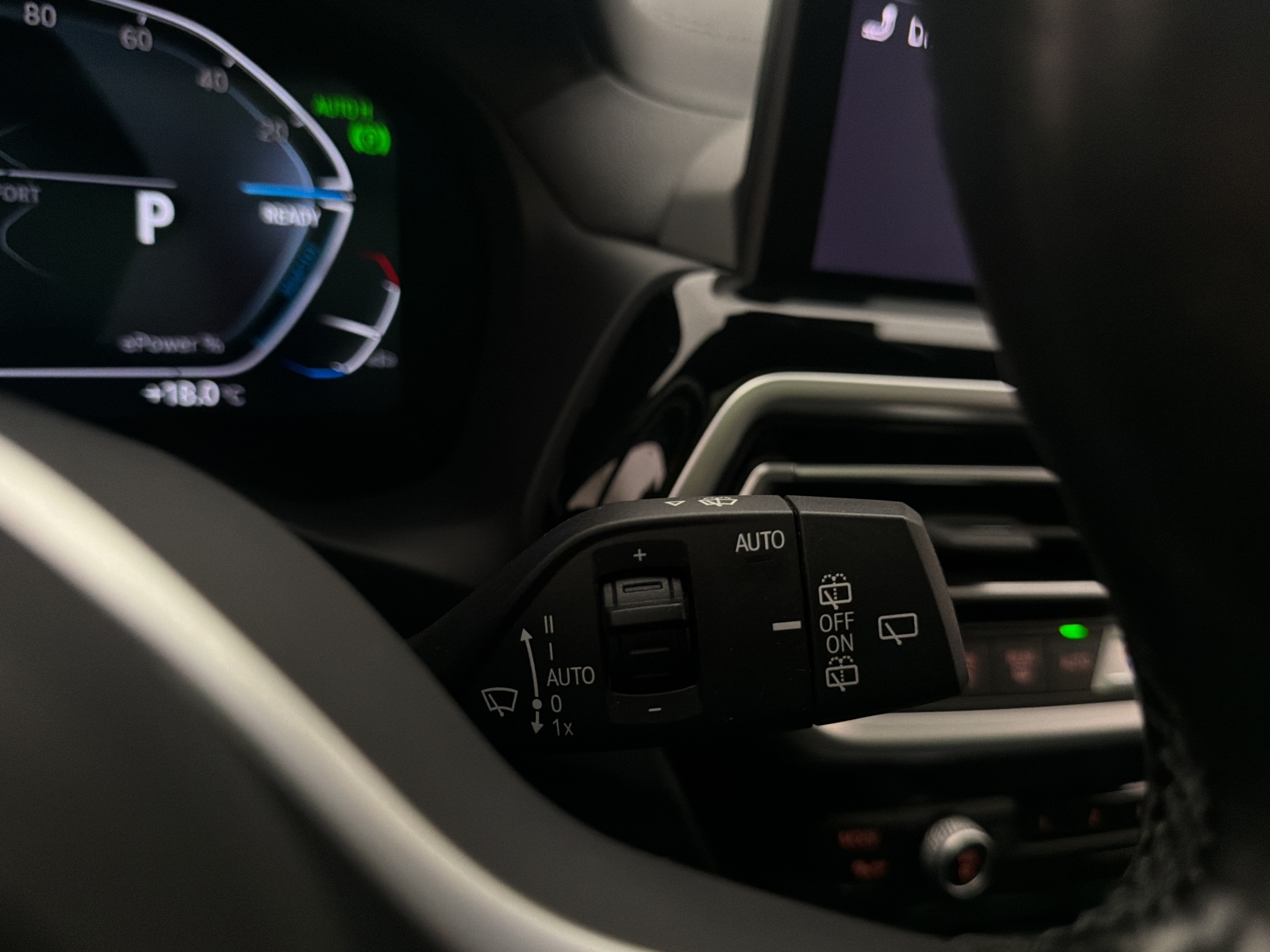 BMW iX3, 286hp, 2023