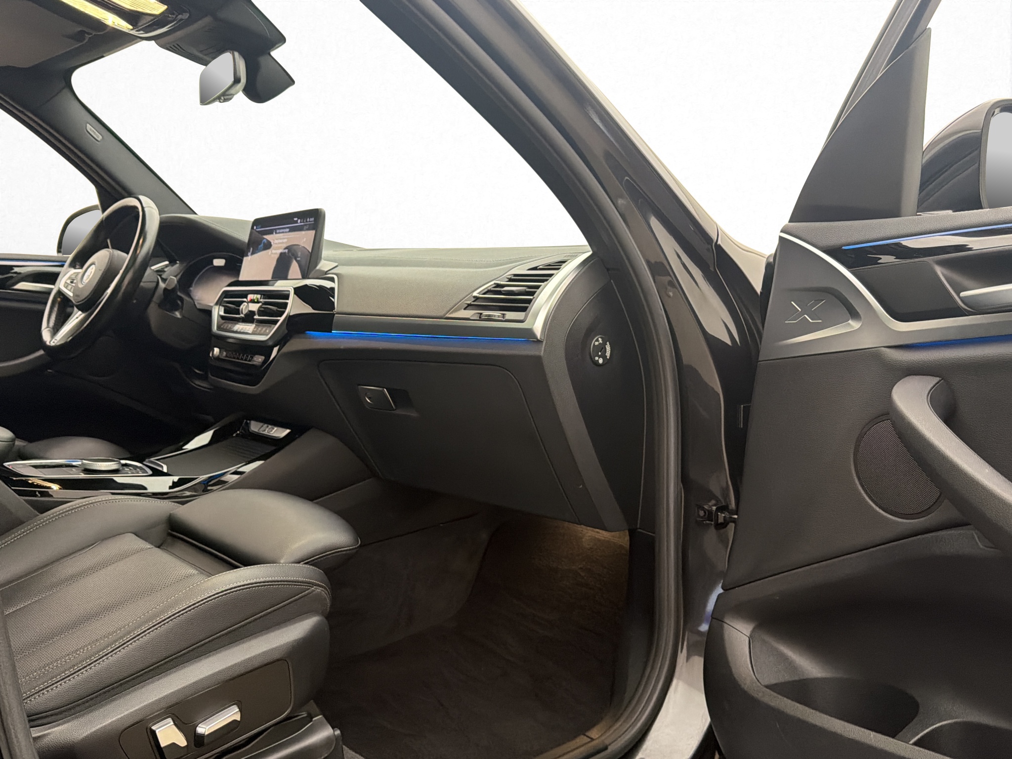 BMW iX3, 286hp, 2023