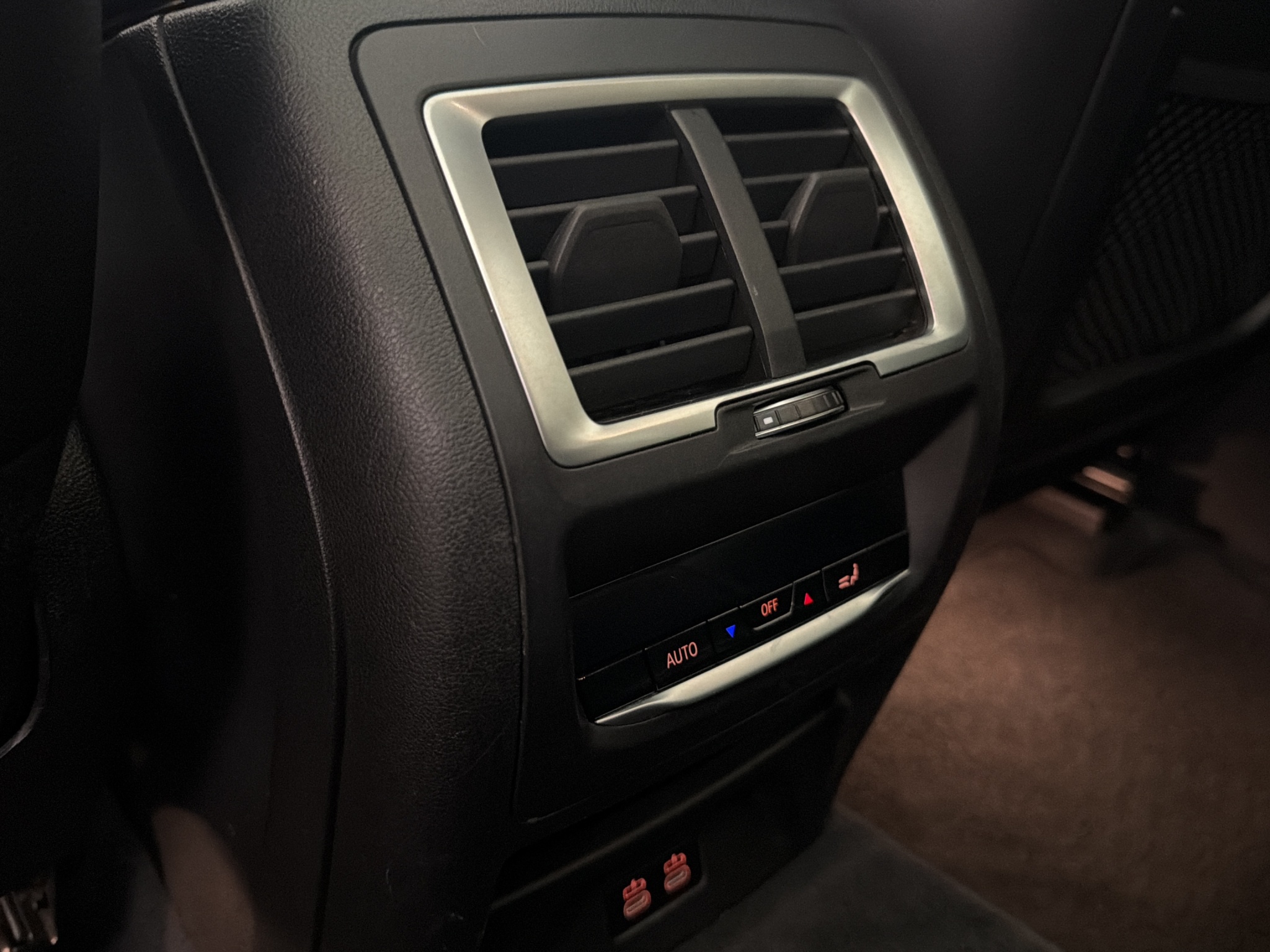 BMW iX3, 286hp, 2023