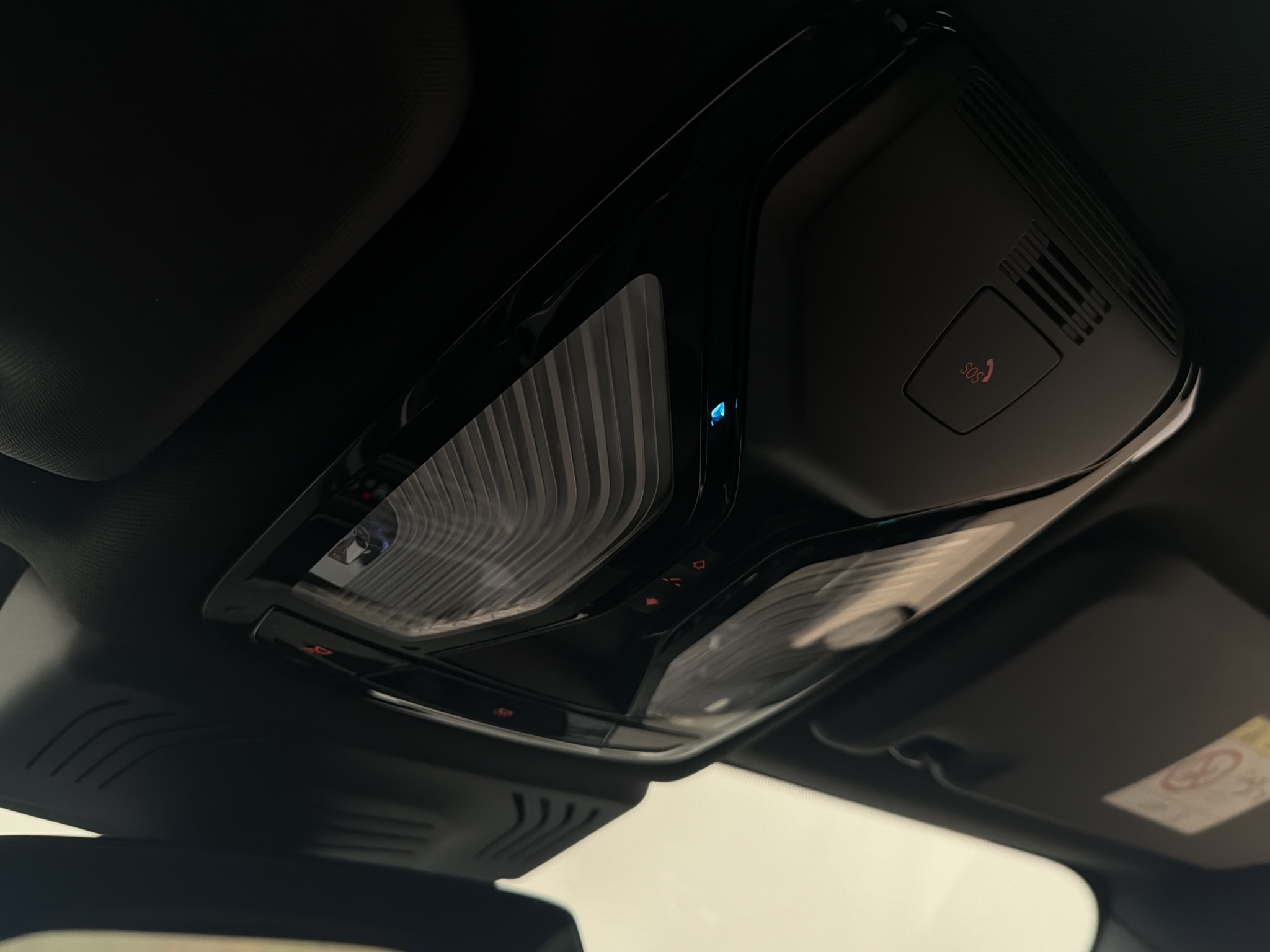 BMW iX3, 286hp, 2023