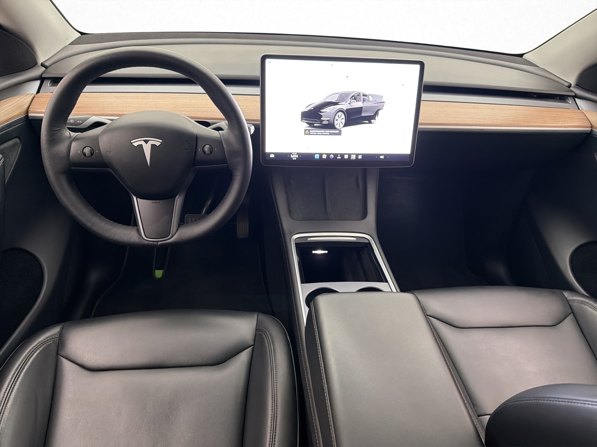 Tesla Model Y Long Range AWD, 514ps, 2024