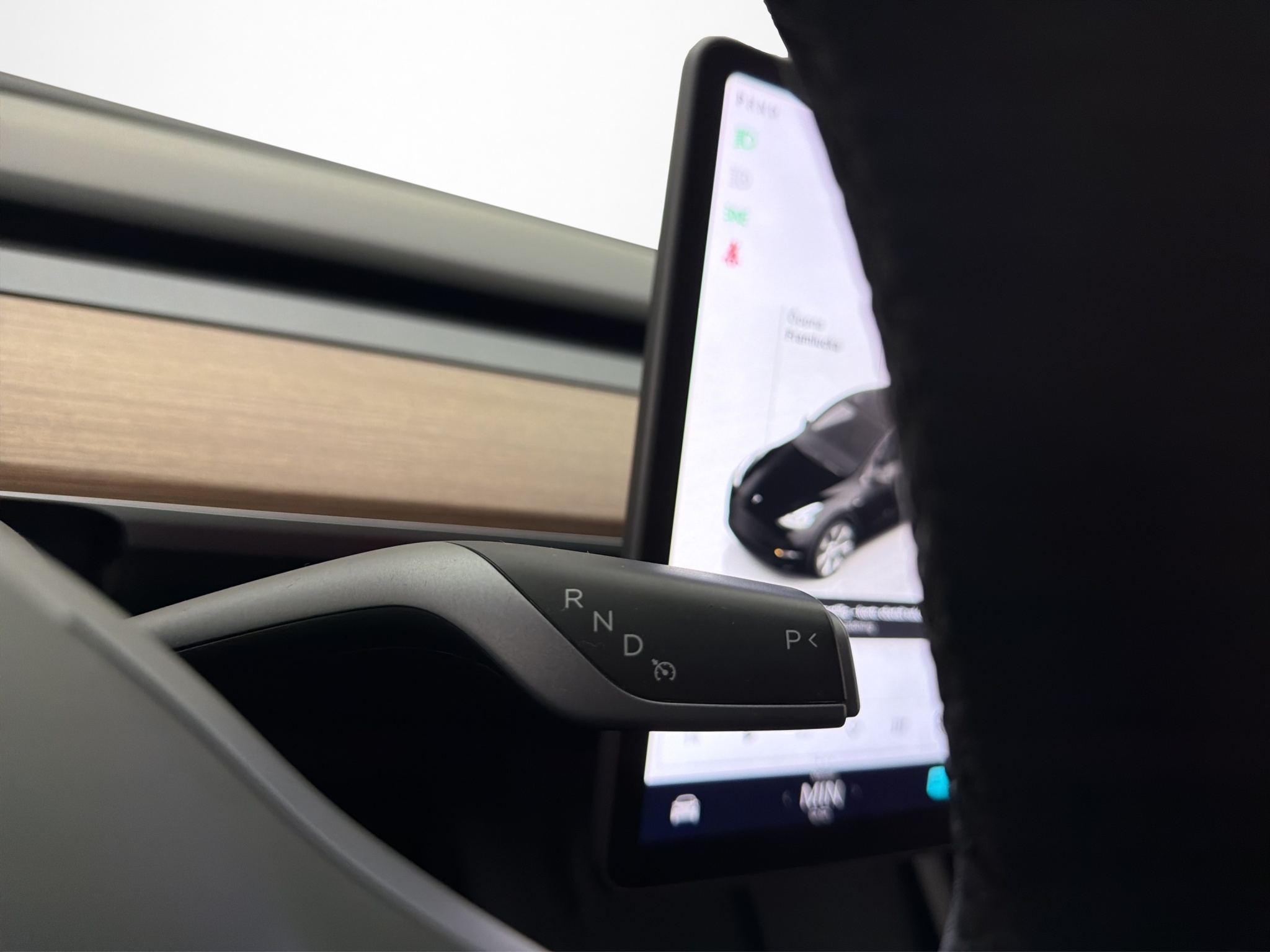Tesla Model Y Long Range AWD, 514ps, 2024