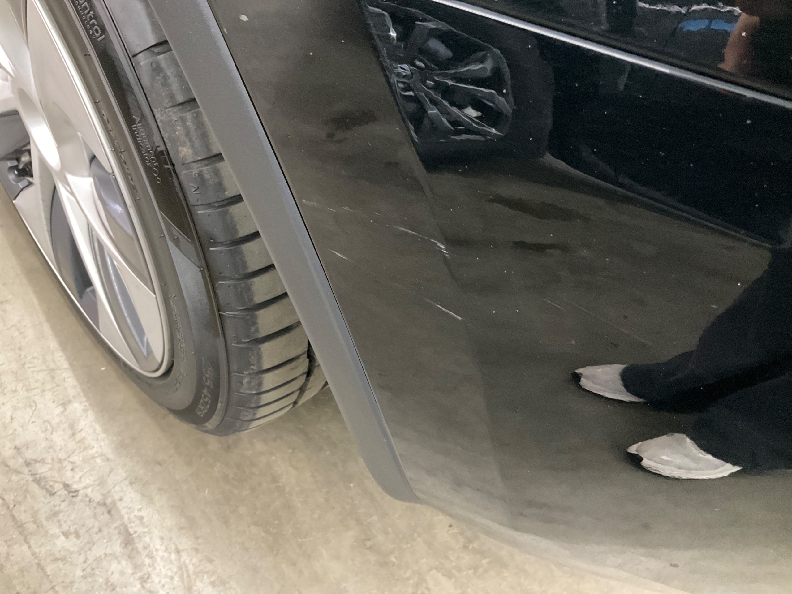 Tesla Model Y Long Range AWD, 514ps, 2024