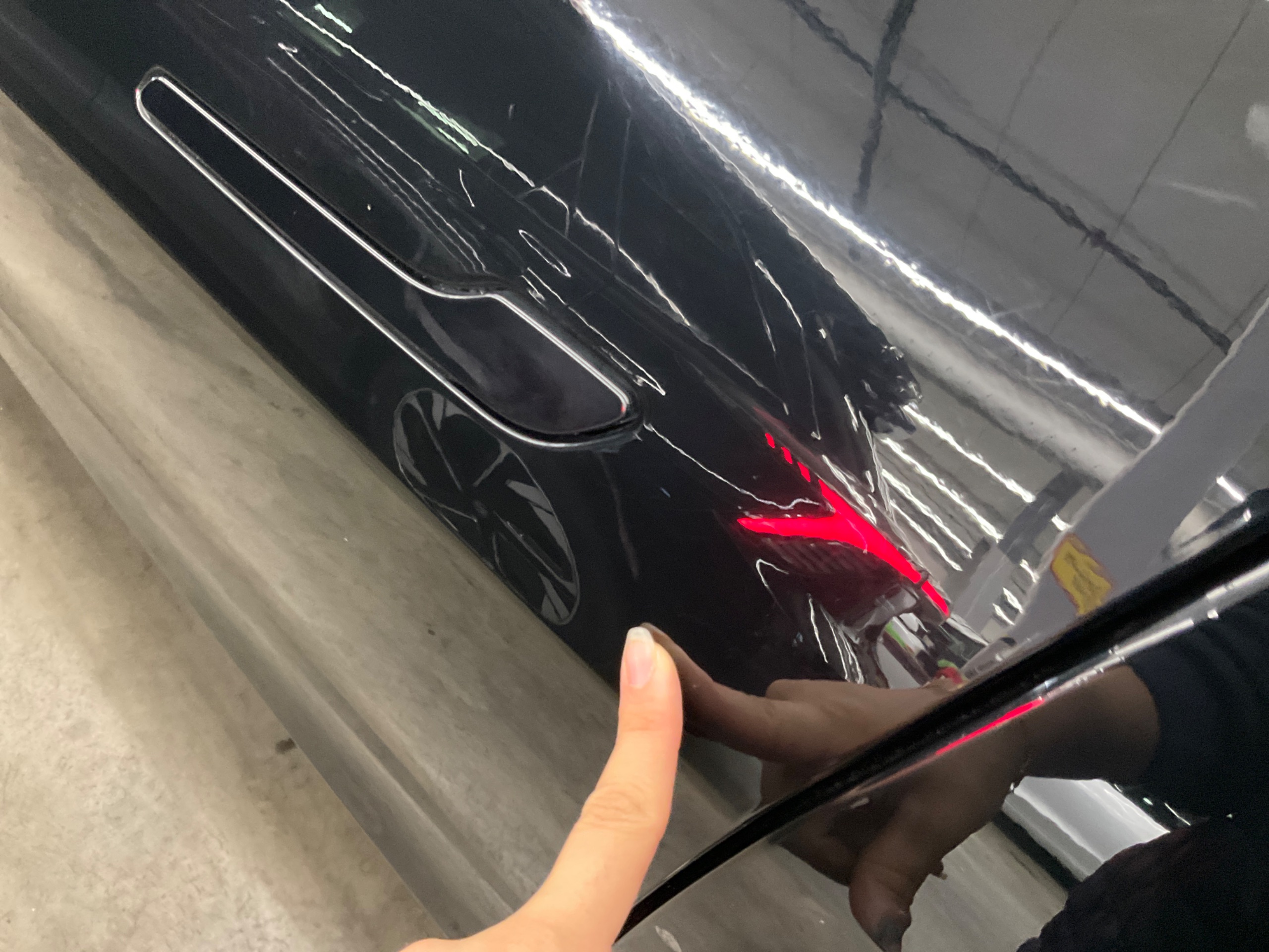Tesla Model Y Long Range AWD, 514ps, 2024