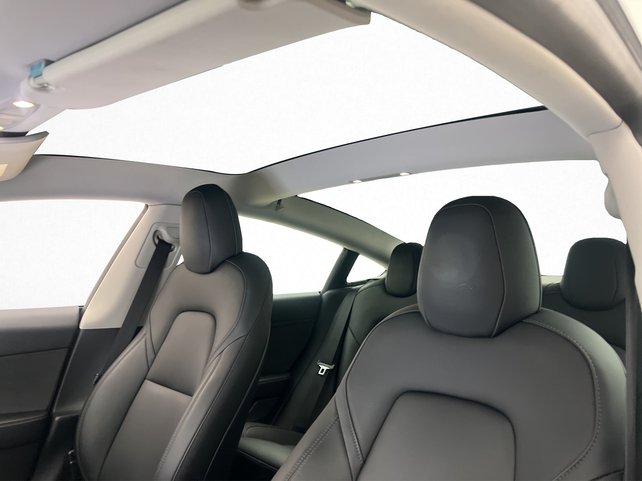 Tesla Model 3 Standard Range, 283hp, 2023