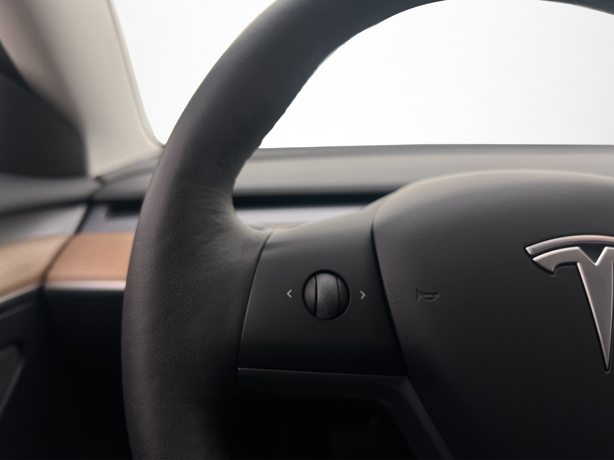 Tesla Model 3 Standard Range, 283hp, 2023