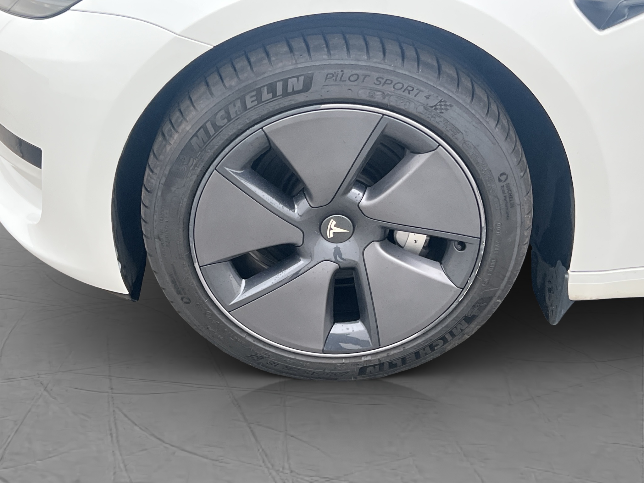 Tesla Model 3 Standard Range, 283hp, 2023