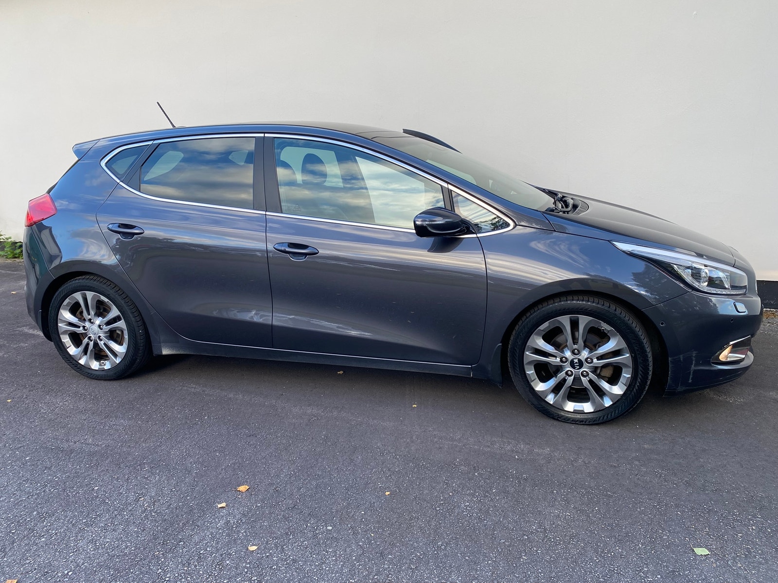 Kia cee'd 1.6 CRDi Manual, 6-trins, 128ps, 2013