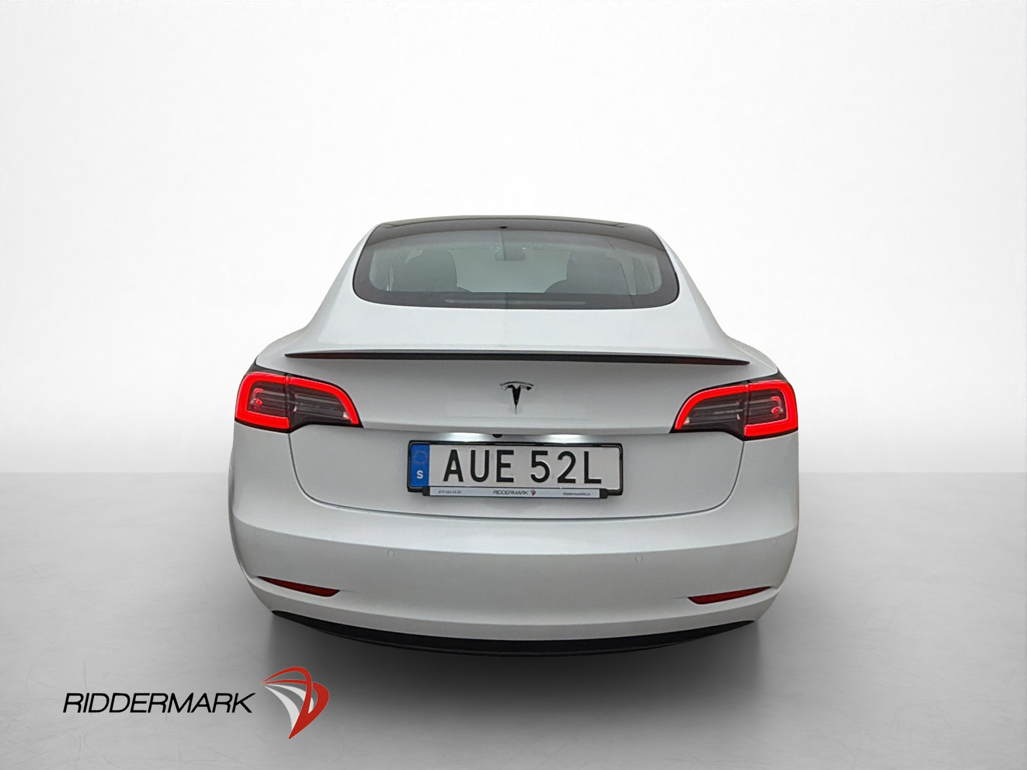 Tesla Model 3 Standard Range Plus, 325ps, 2021