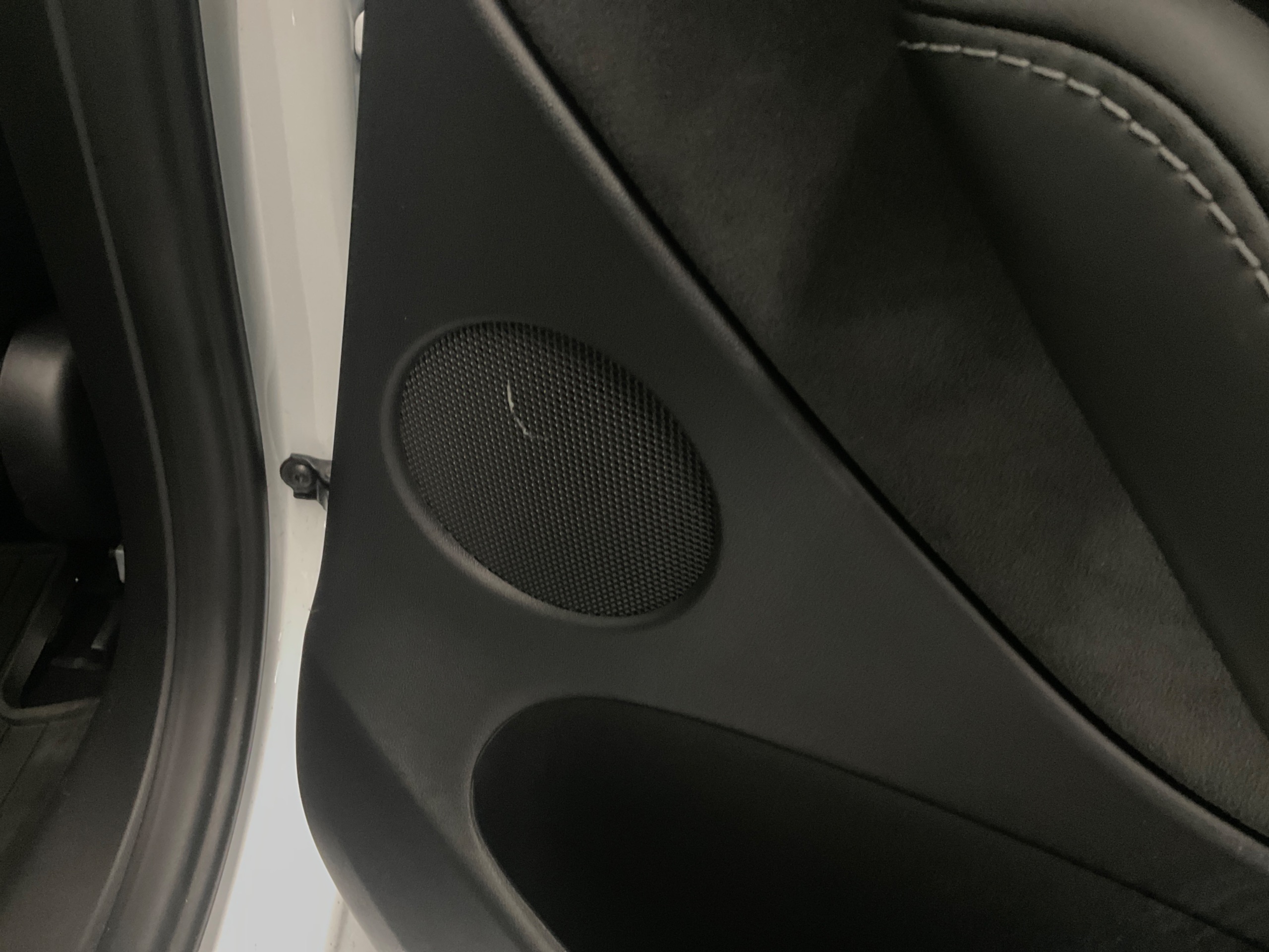 Tesla Model 3 Standard Range Plus, 325ps, 2021
