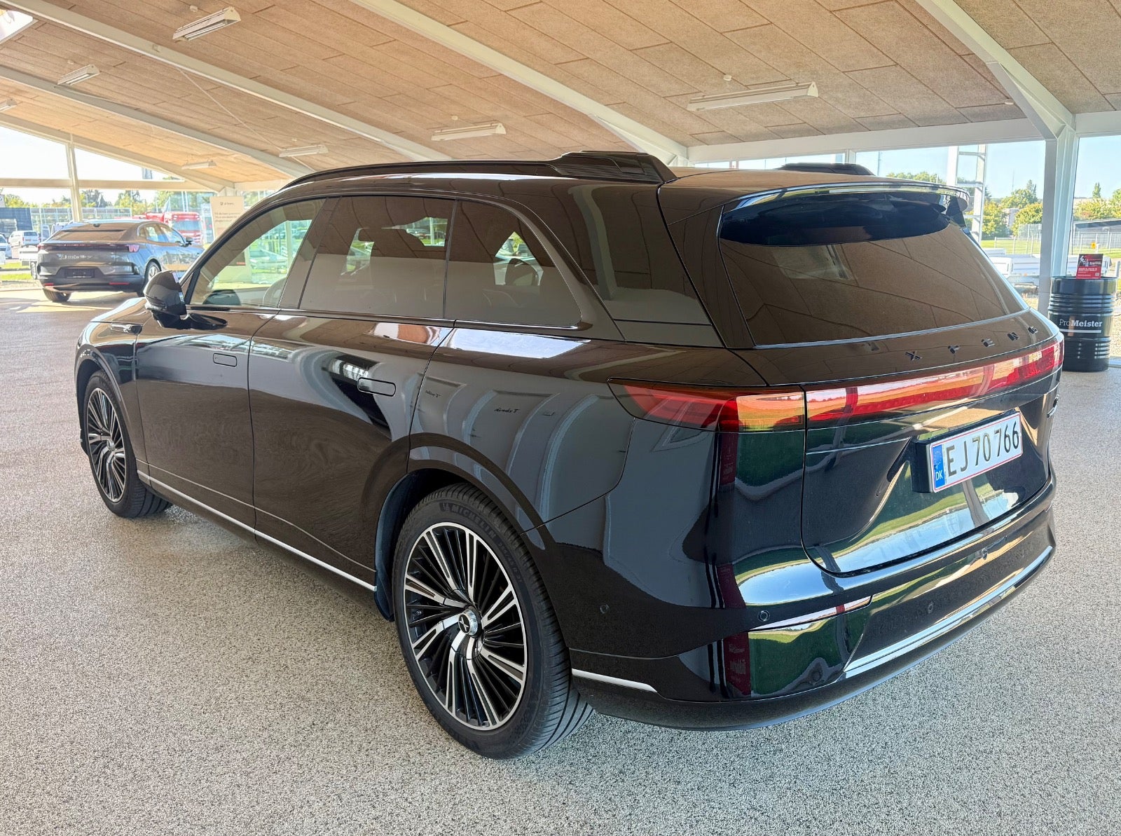 XPENG G9 Performance, 551hp, 2024