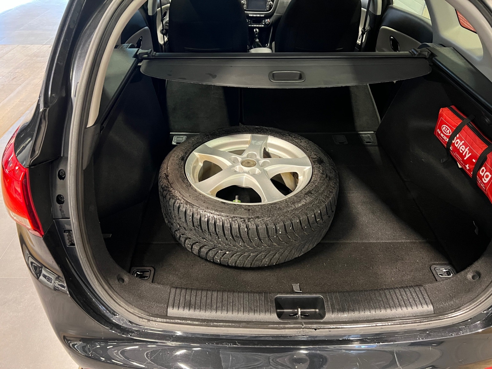 Kia cee'd_sw 1.0 T-GDI Manual, 6-trins, 100ps, 2016