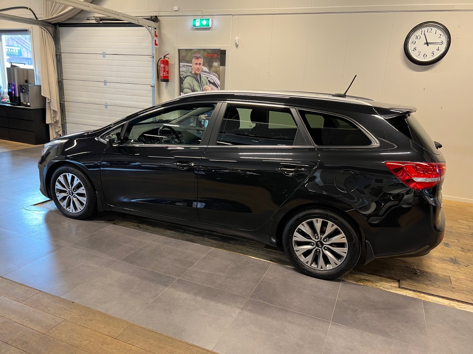 Kia cee'd_sw 1.0 T-GDI Manual, 6-trins, 100ps, 2016