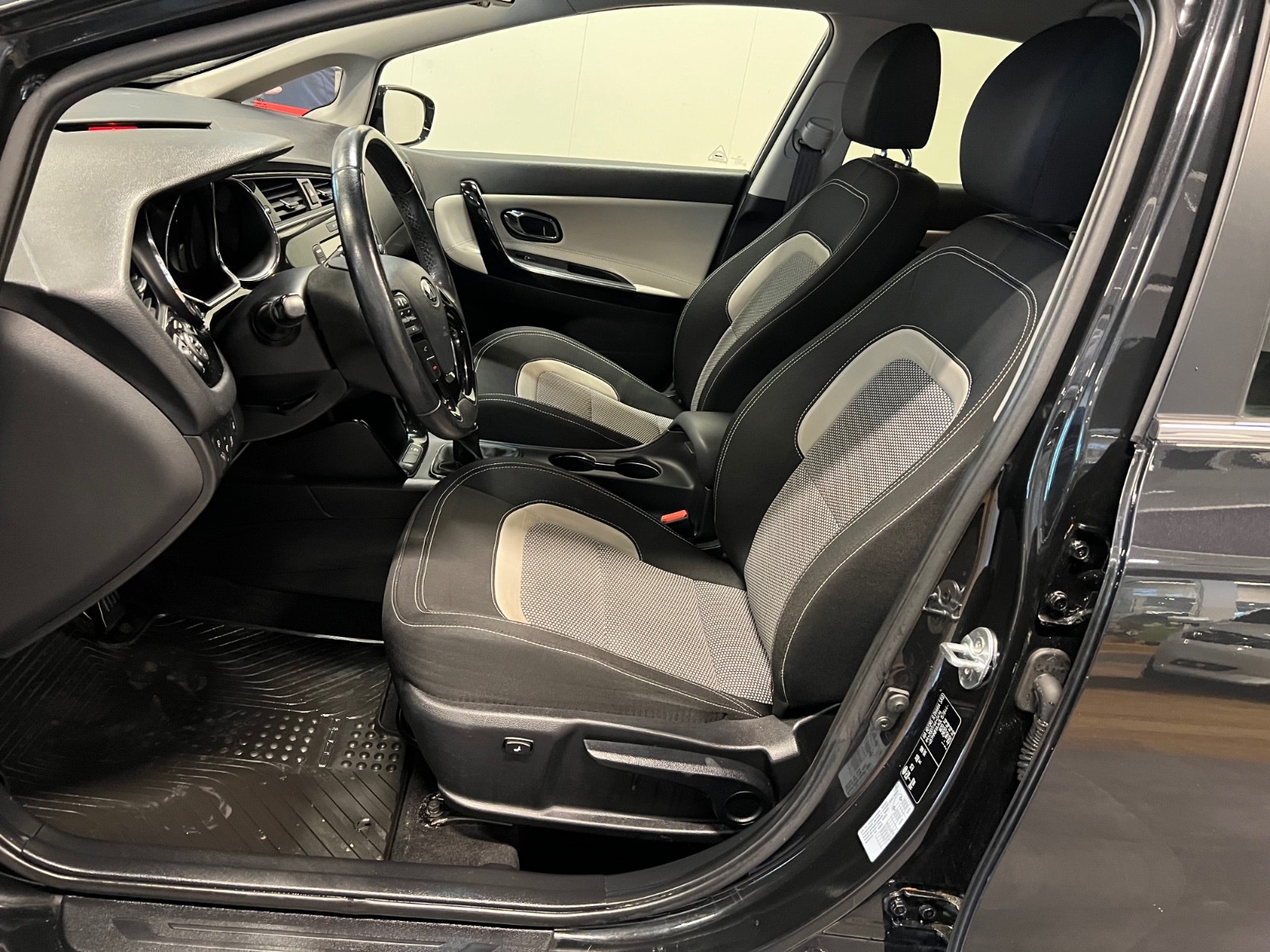 Kia cee'd_sw 1.0 T-GDI Manual, 6-trins, 100ps, 2016
