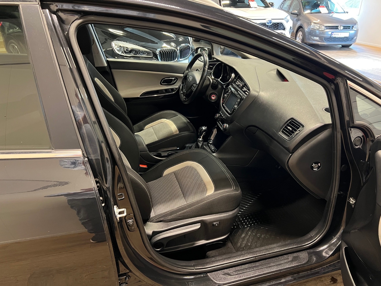 Kia cee'd_sw 1.0 T-GDI Manual, 6-trins, 100ps, 2016