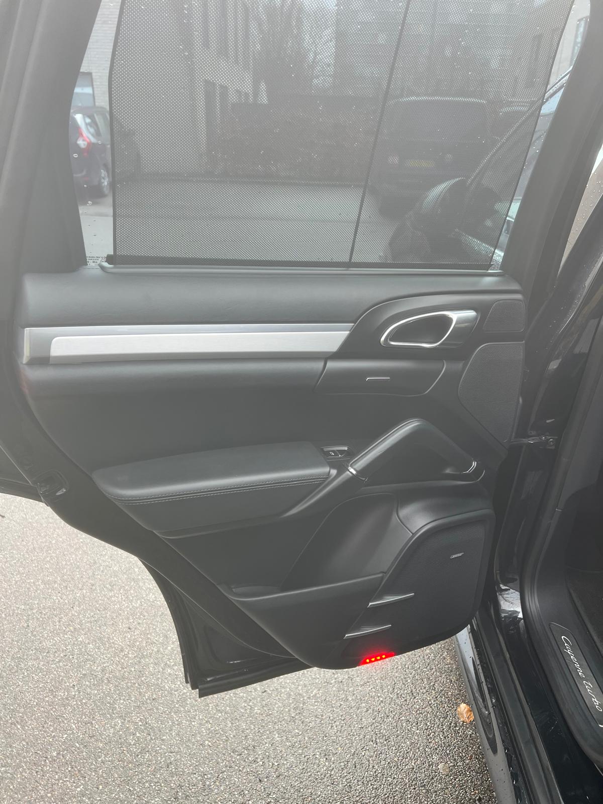 Porsche Cayenne Turbo TipTronic S, 8-trins, 540ps, 2013