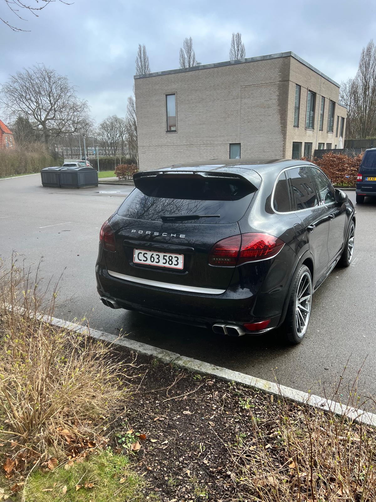 Porsche Cayenne Turbo TipTronic S, 8-trins, 540ps, 2013