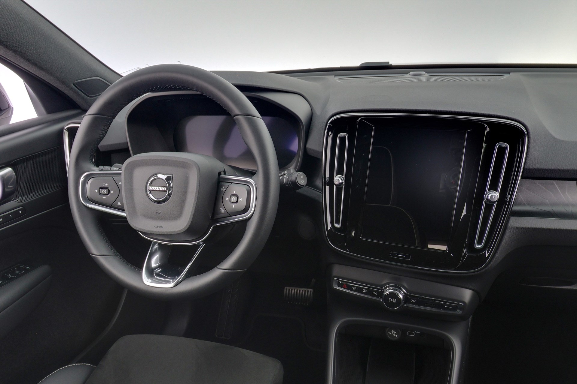 Volvo XC40 Recharge, 231hk, 2023