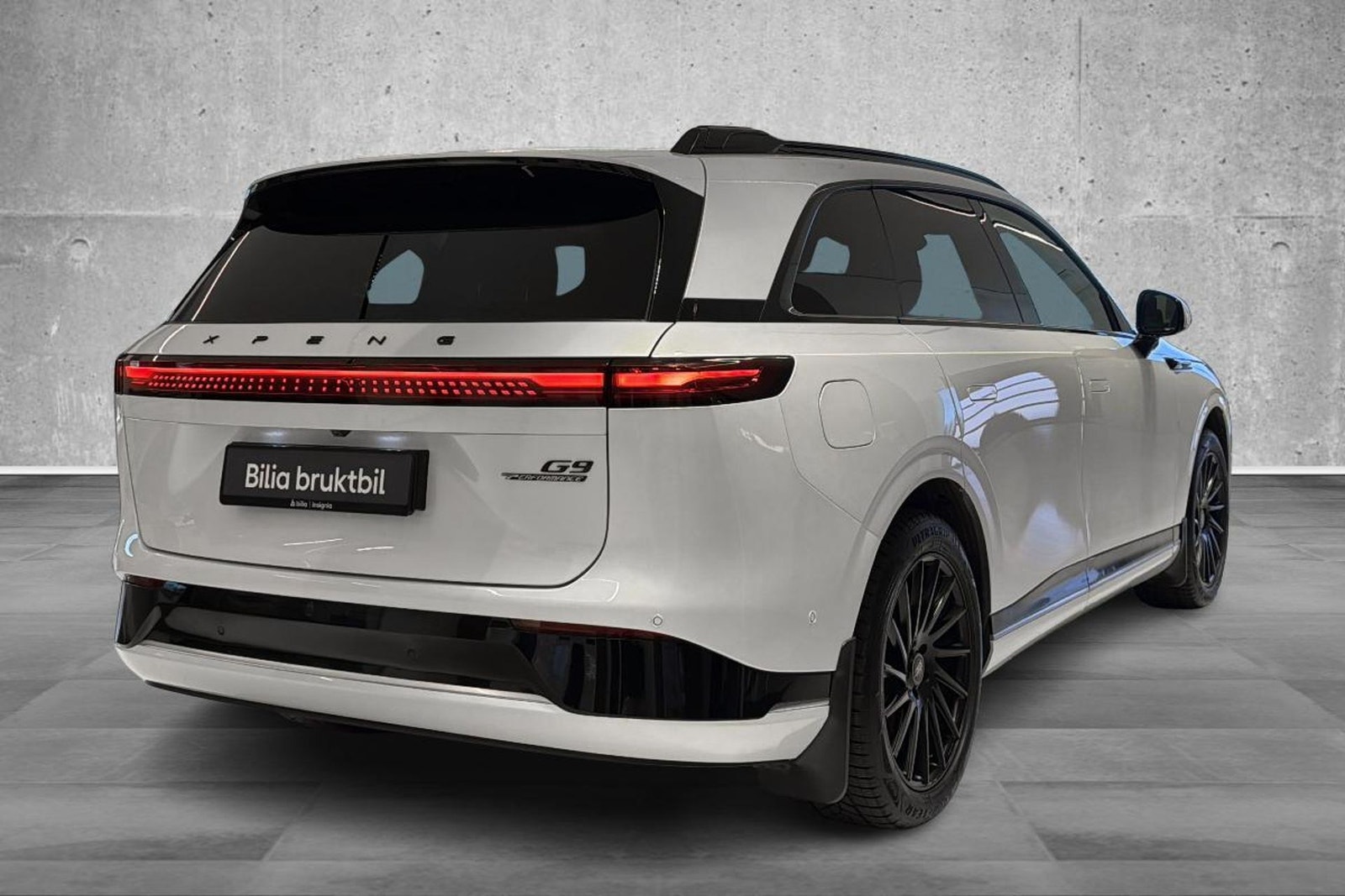XPENG G9 Performance, 551ps, 2023