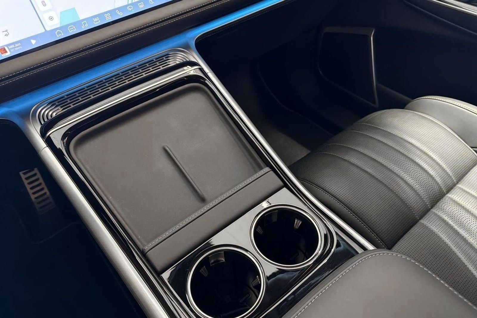 XPENG G9 Performance, 551ps, 2023