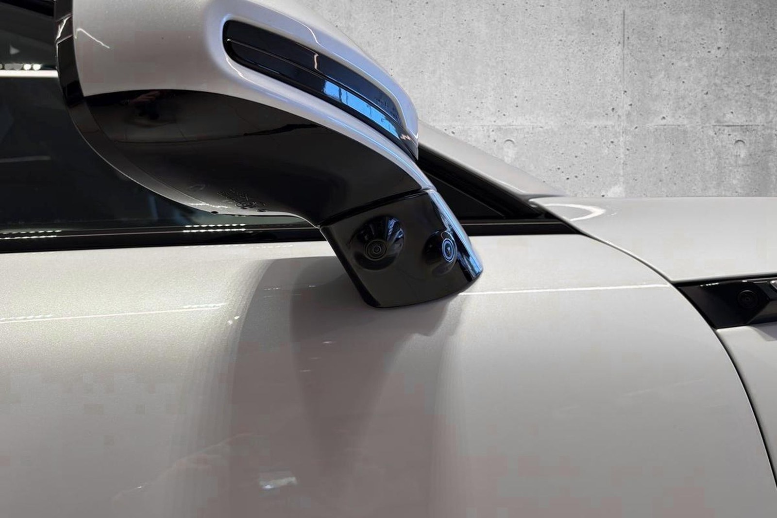 XPENG G9 Performance, 551ps, 2023