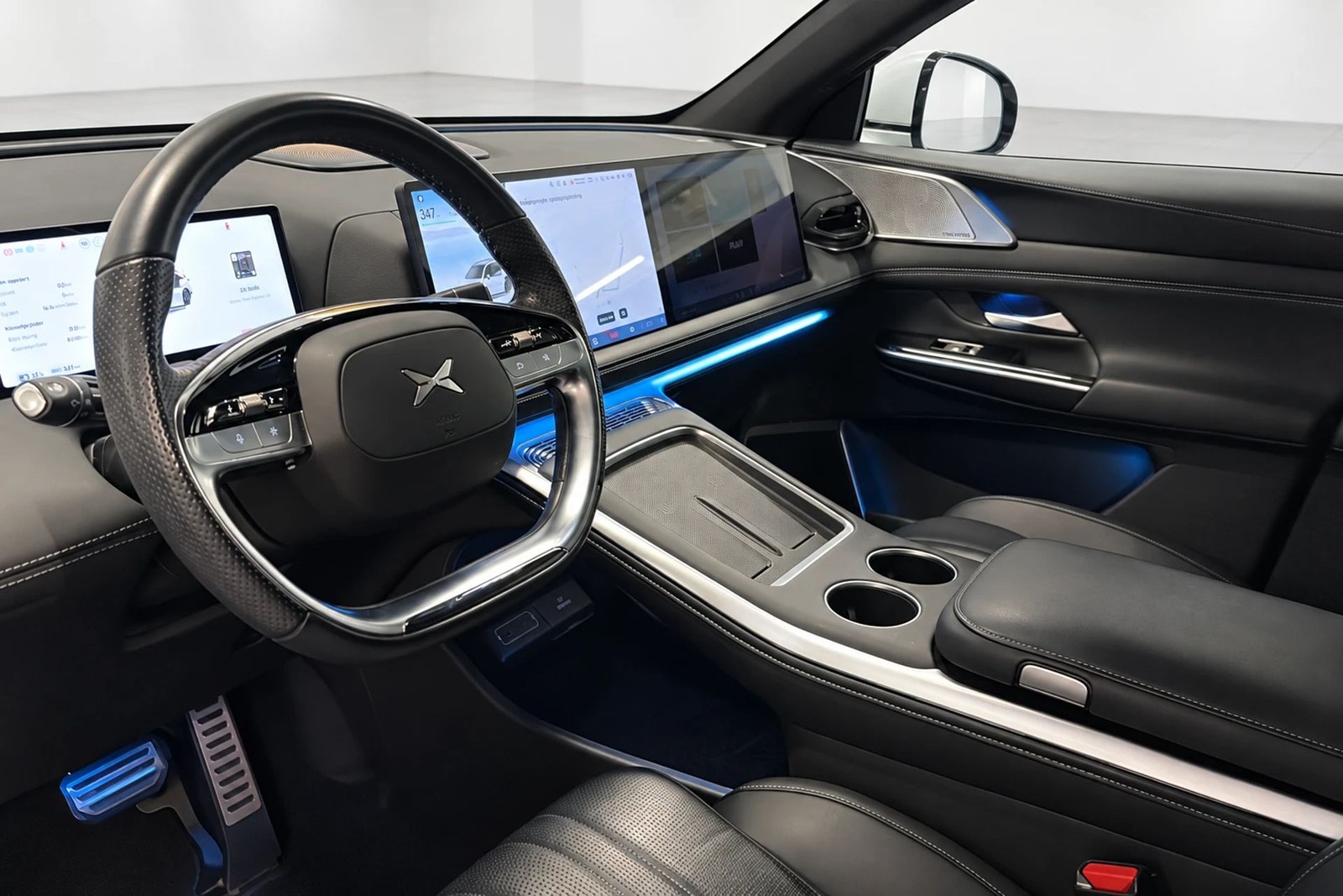 XPENG G9 Performance, 551hk, 2024
