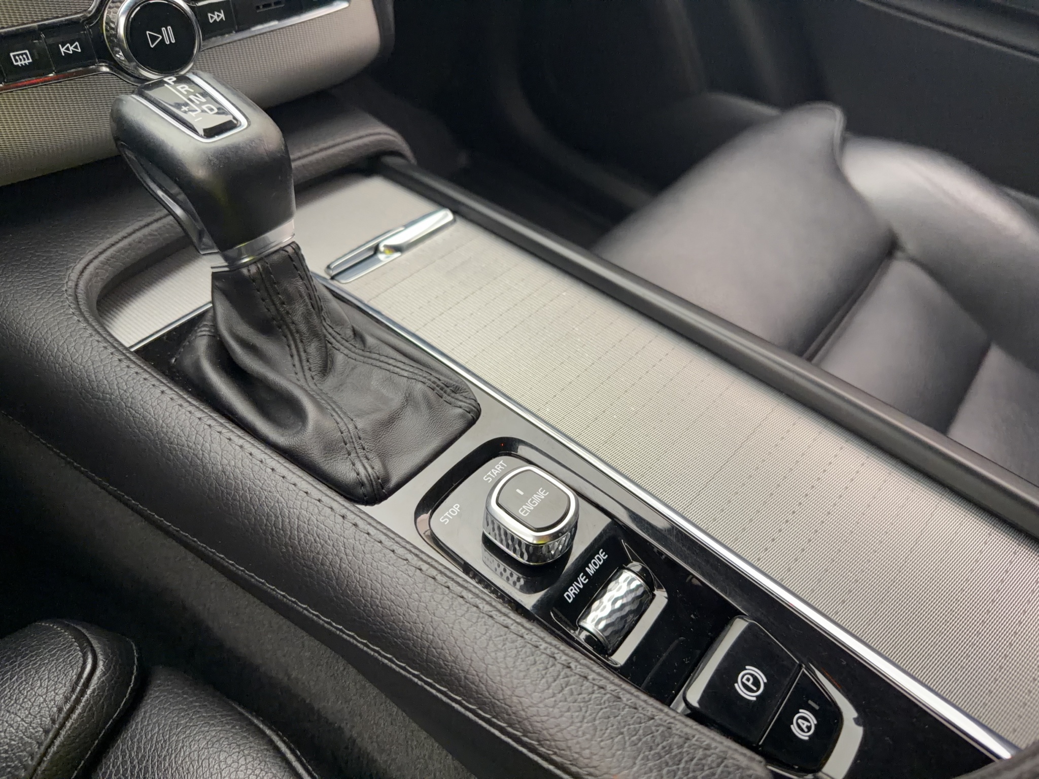 Volvo XC90 5-seater D5 AWD Geartronic, 8-trins, 235ps, 2017
