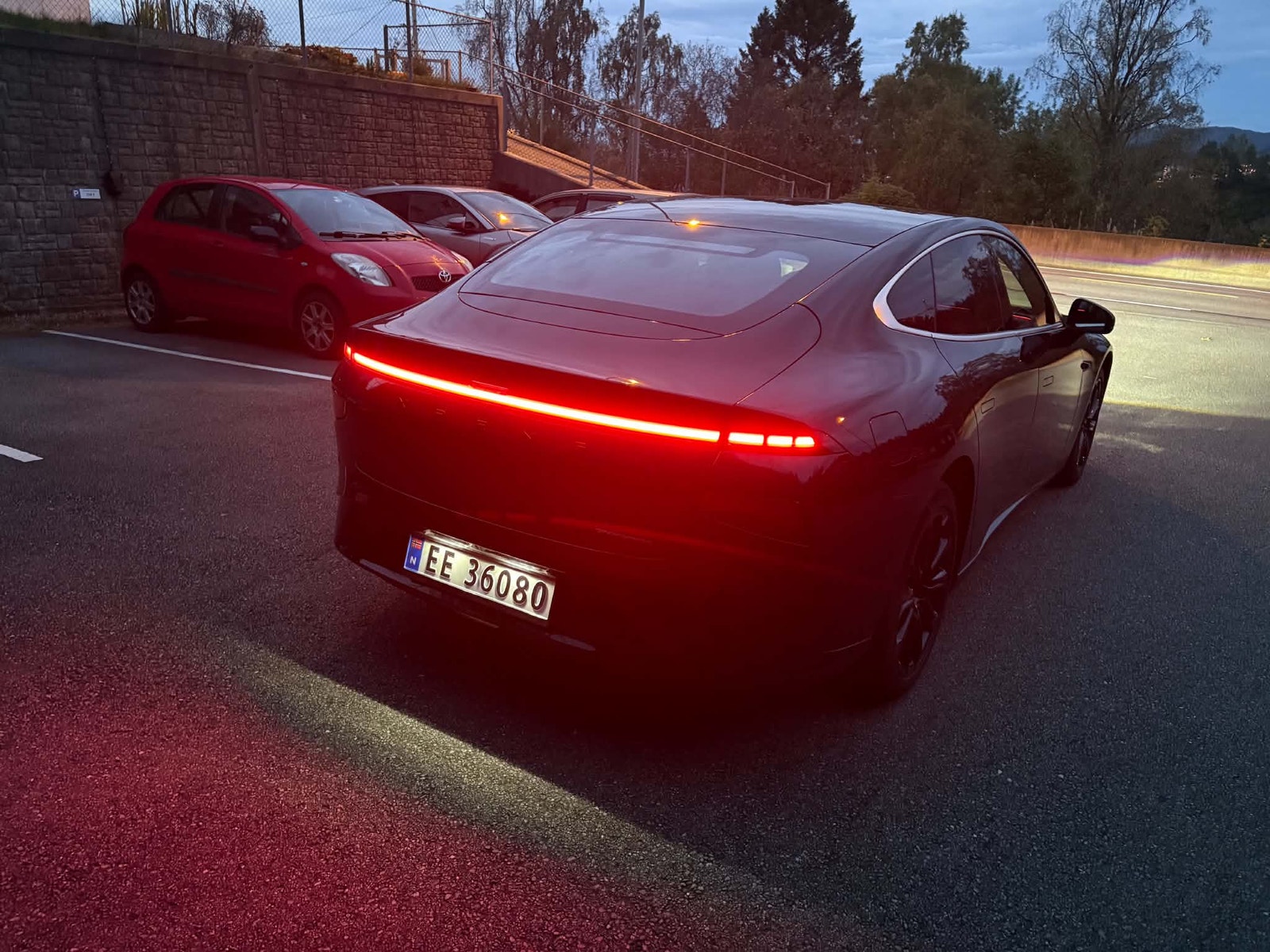 XPENG P7 High Performance, 430hk, 2021