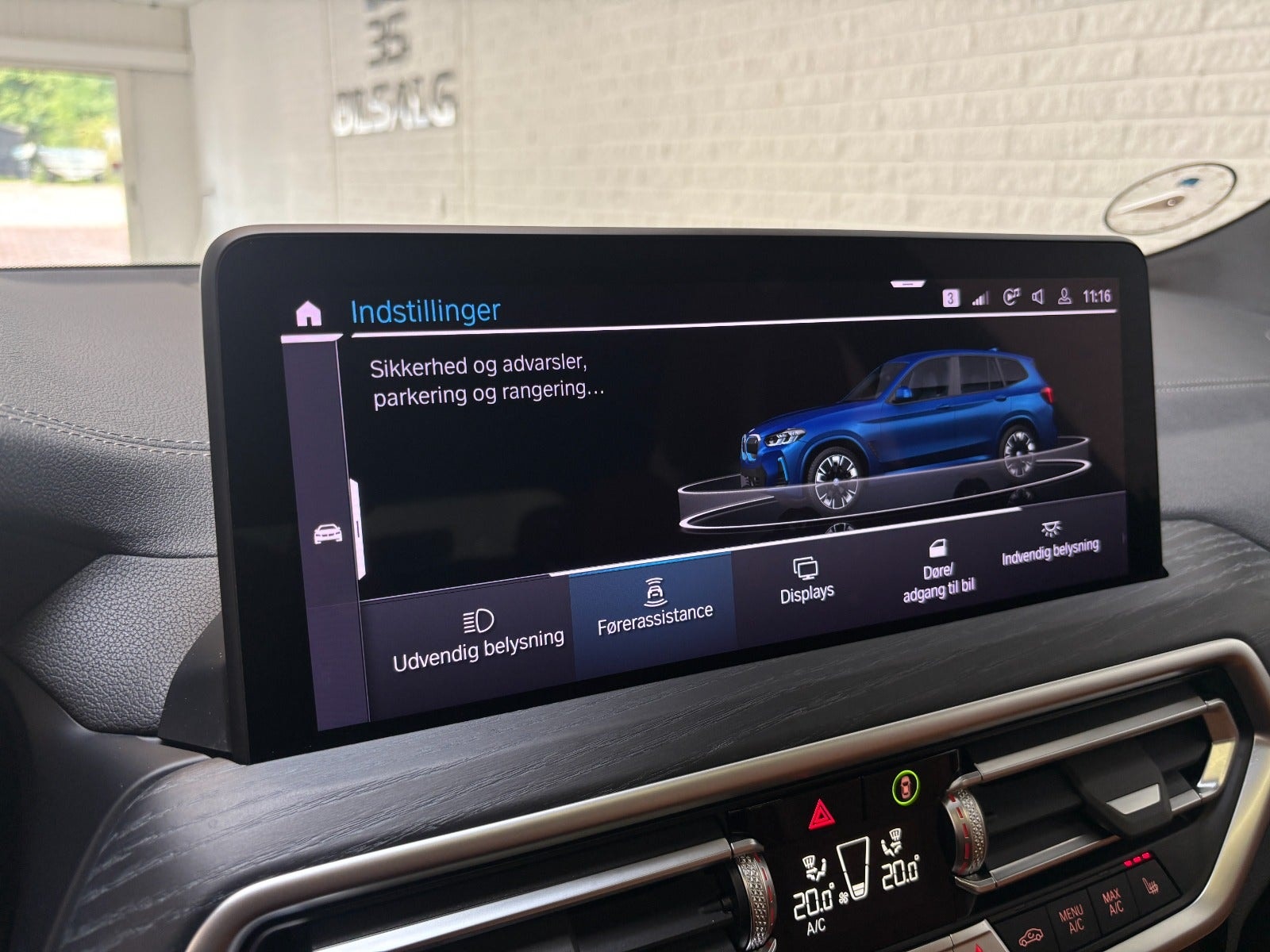 BMW iX3, 286hp, 2023