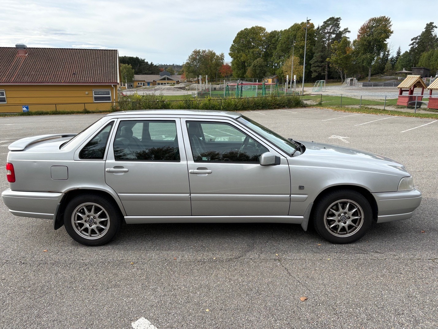 Volvo S70 2.4 Manual, 5-trins, 140ps, 2000