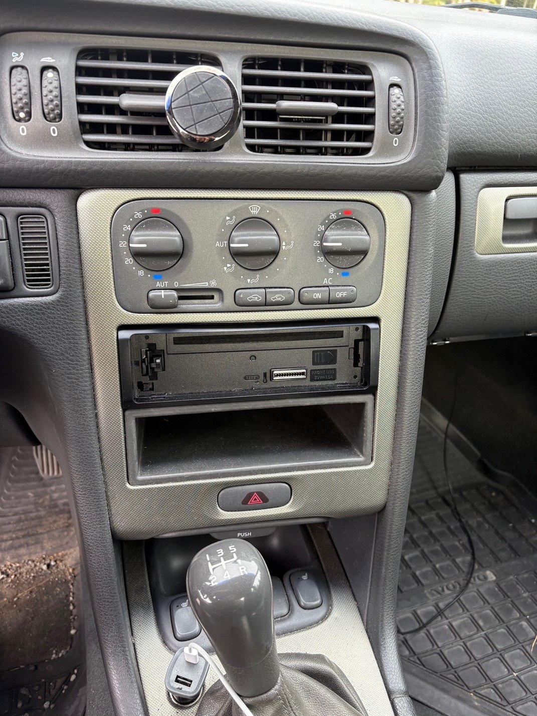 Volvo S70 2.4 Manual, 5-trins, 140ps, 2000
