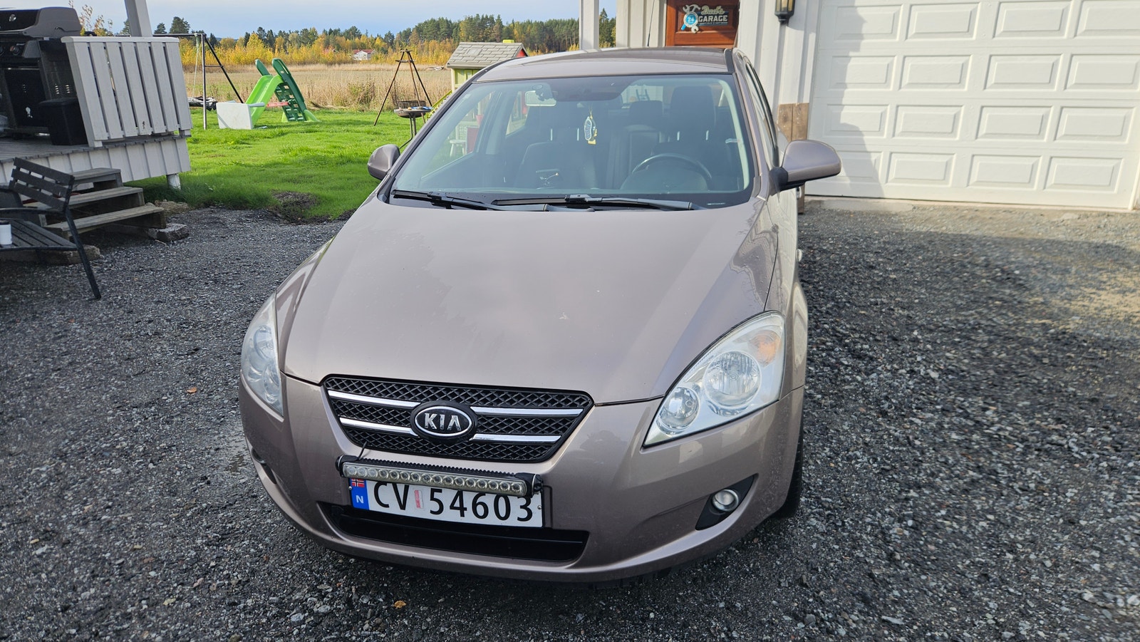Kia cee'd 1.6 CRDi Manual, 5-trins, 90ps, 2009